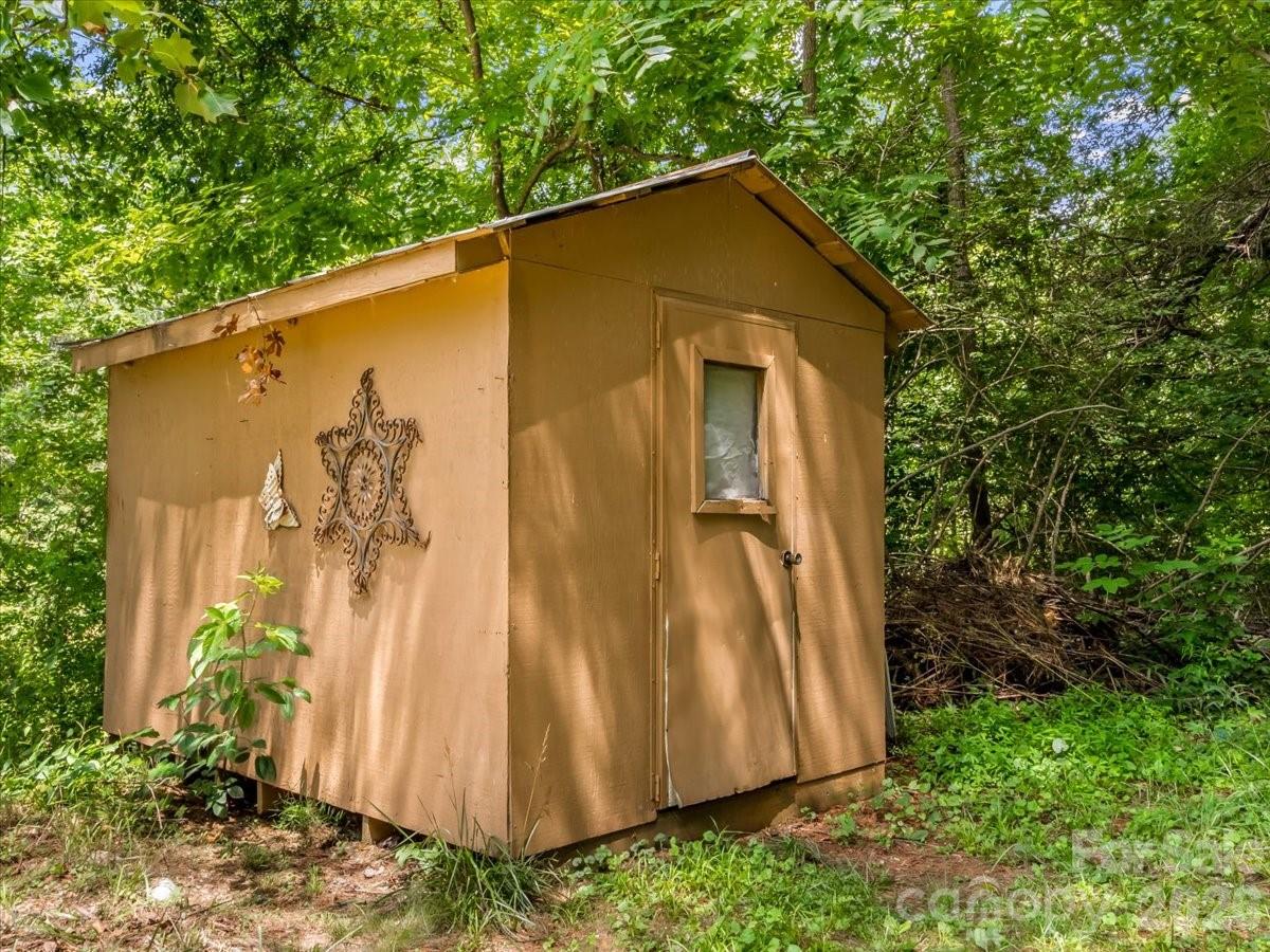 1280 Old Mine Fork Road Property Photo 35