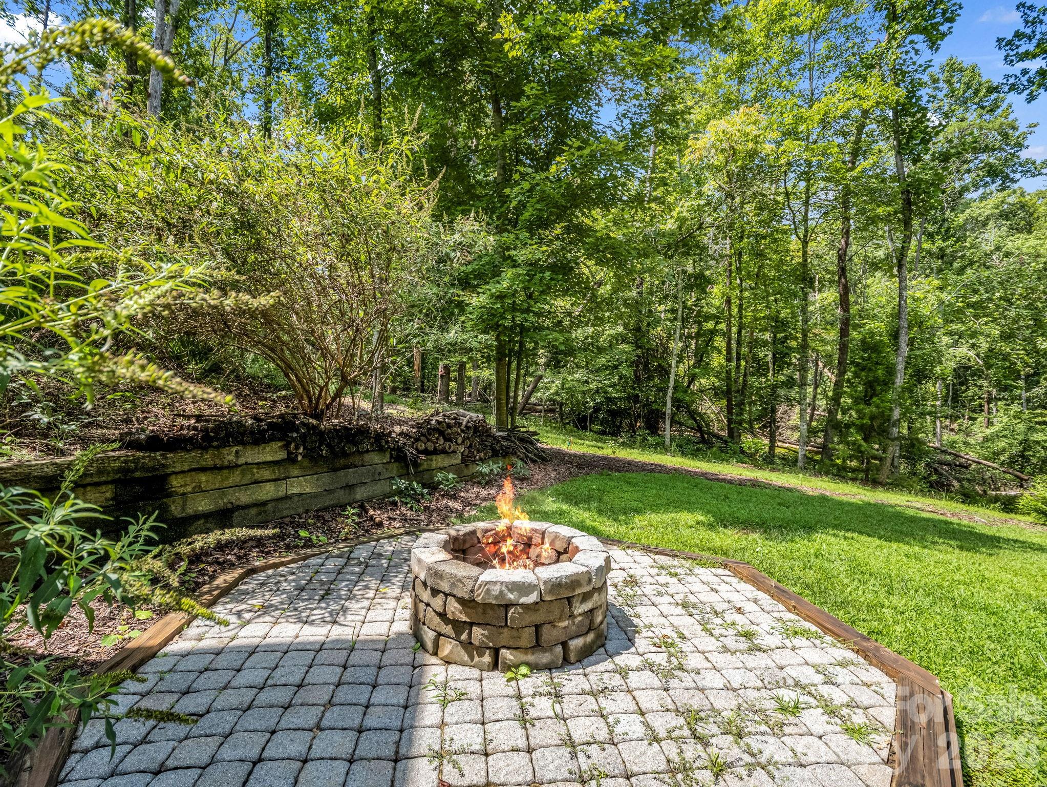440 Bitterroot Circle 301 Property Photo 34