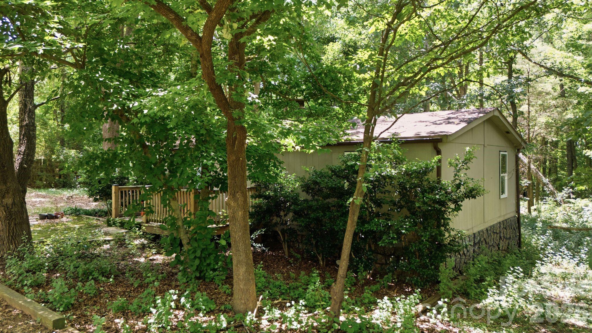 7826 Hickory Creek Drive Property Photo 2