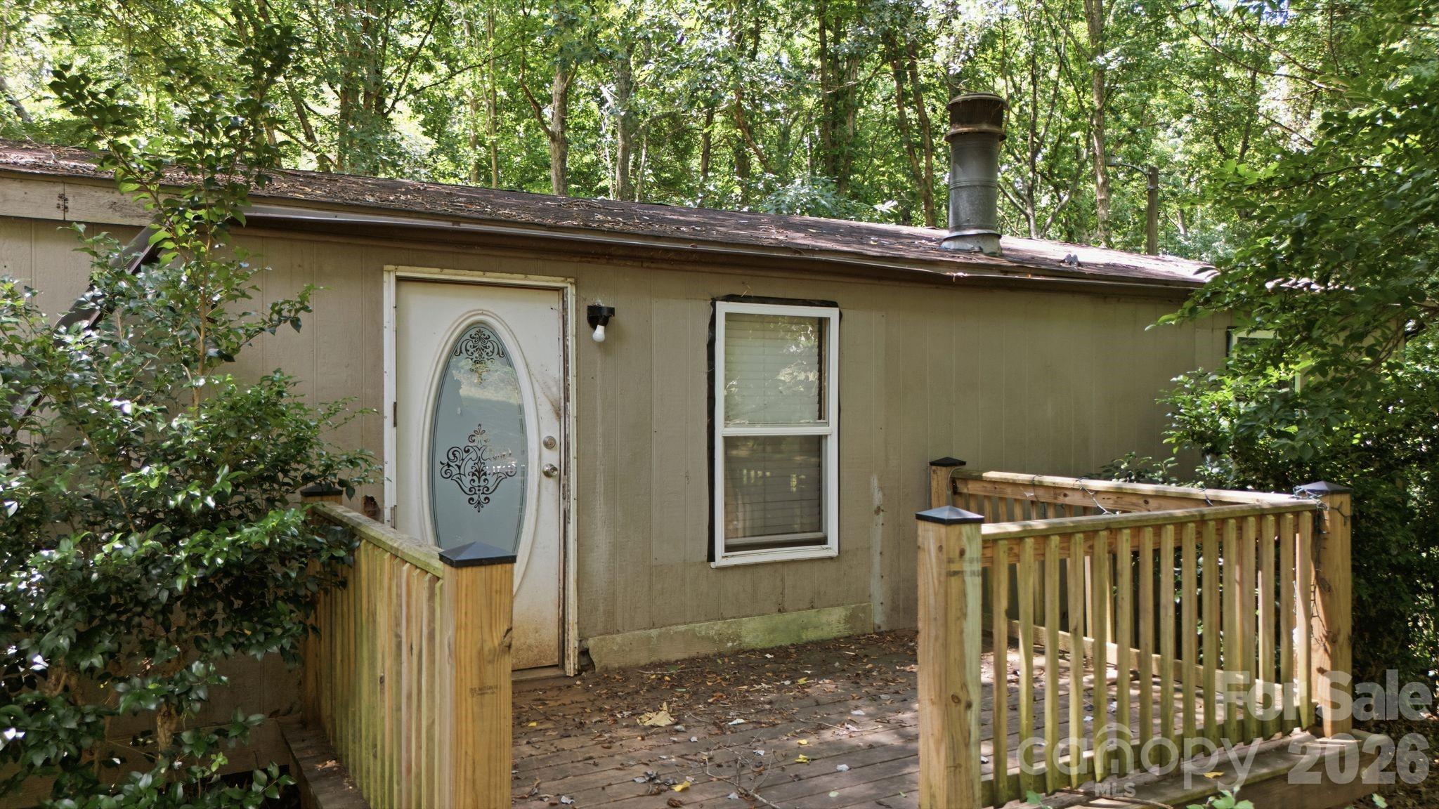 7826 Hickory Creek Drive Property Photo 5