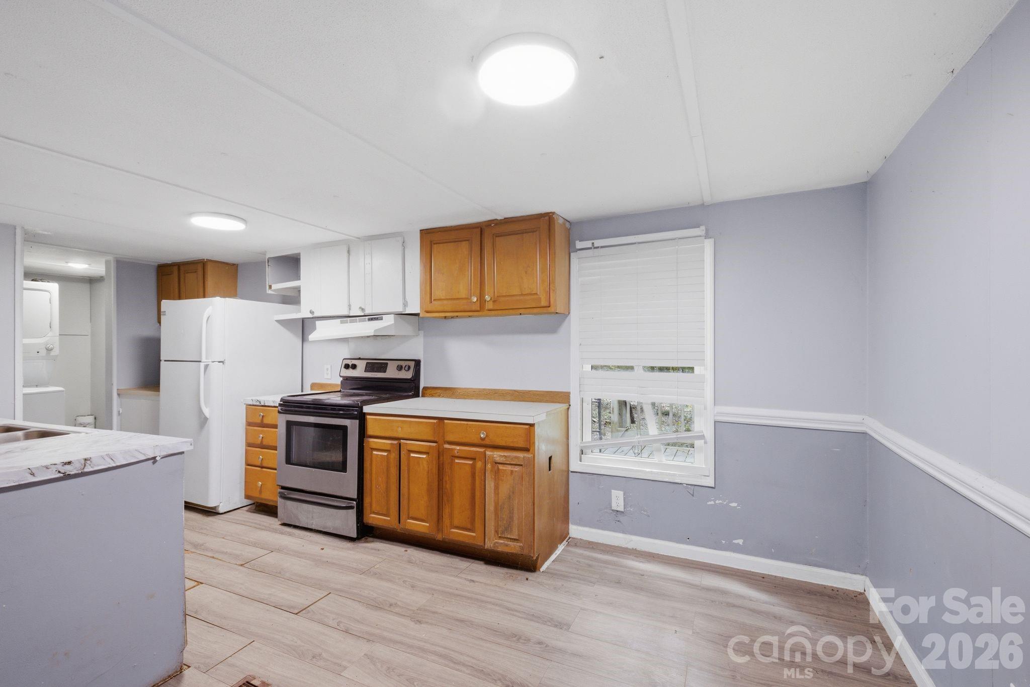 7826 Hickory Creek Drive Property Photo 10