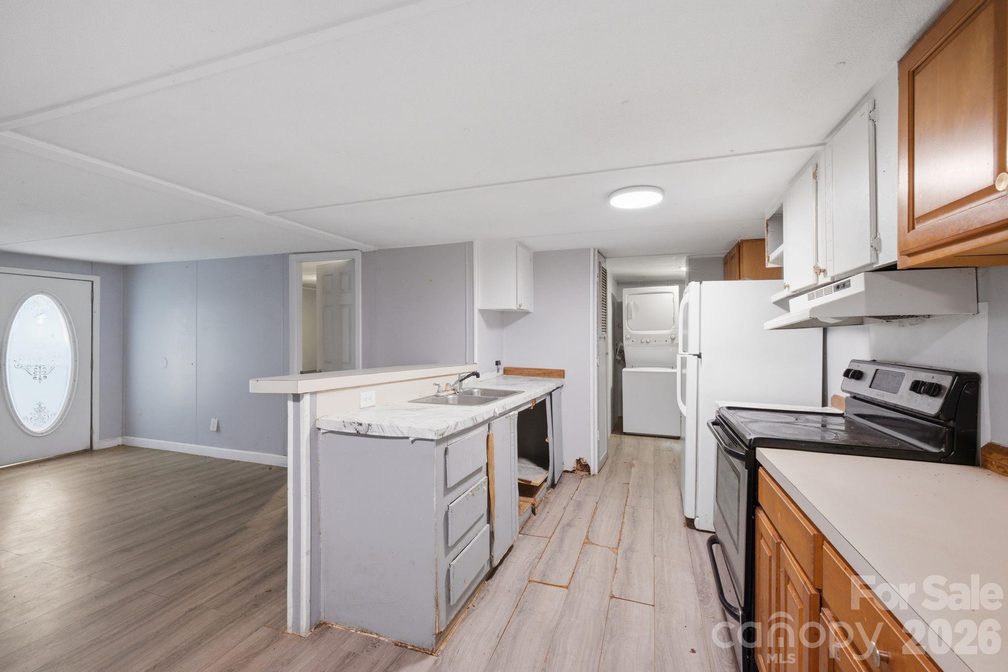 7826 Hickory Creek Drive Property Photo 11