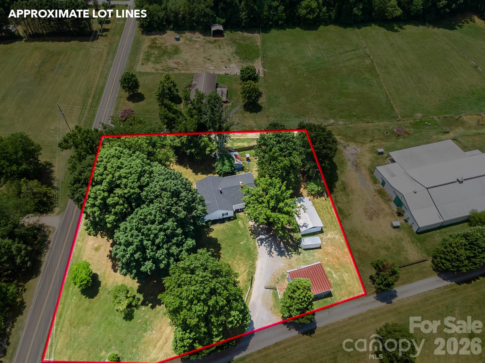 610 Helton Road Property Photo 4