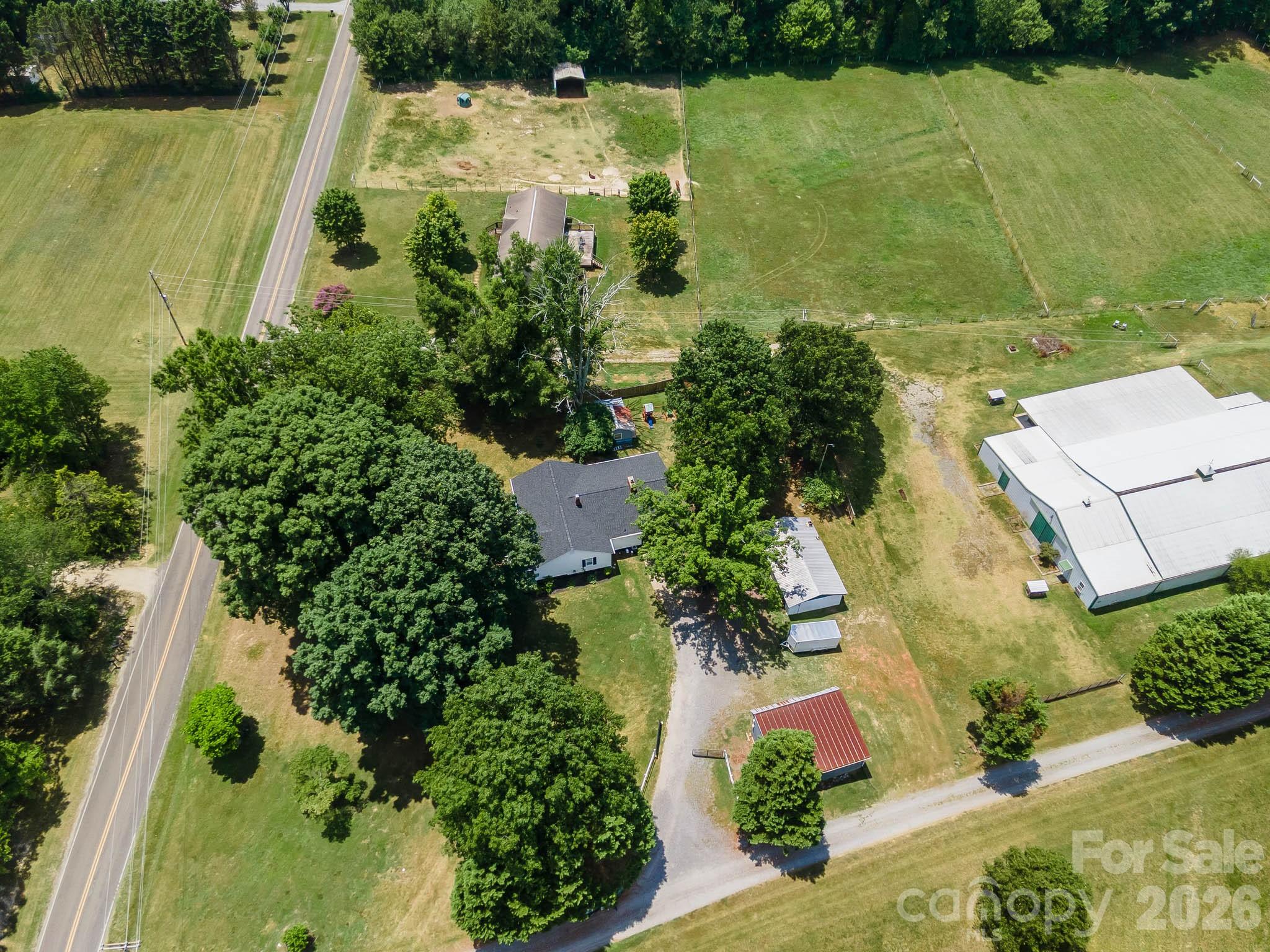 610 Helton Road Property Photo 5