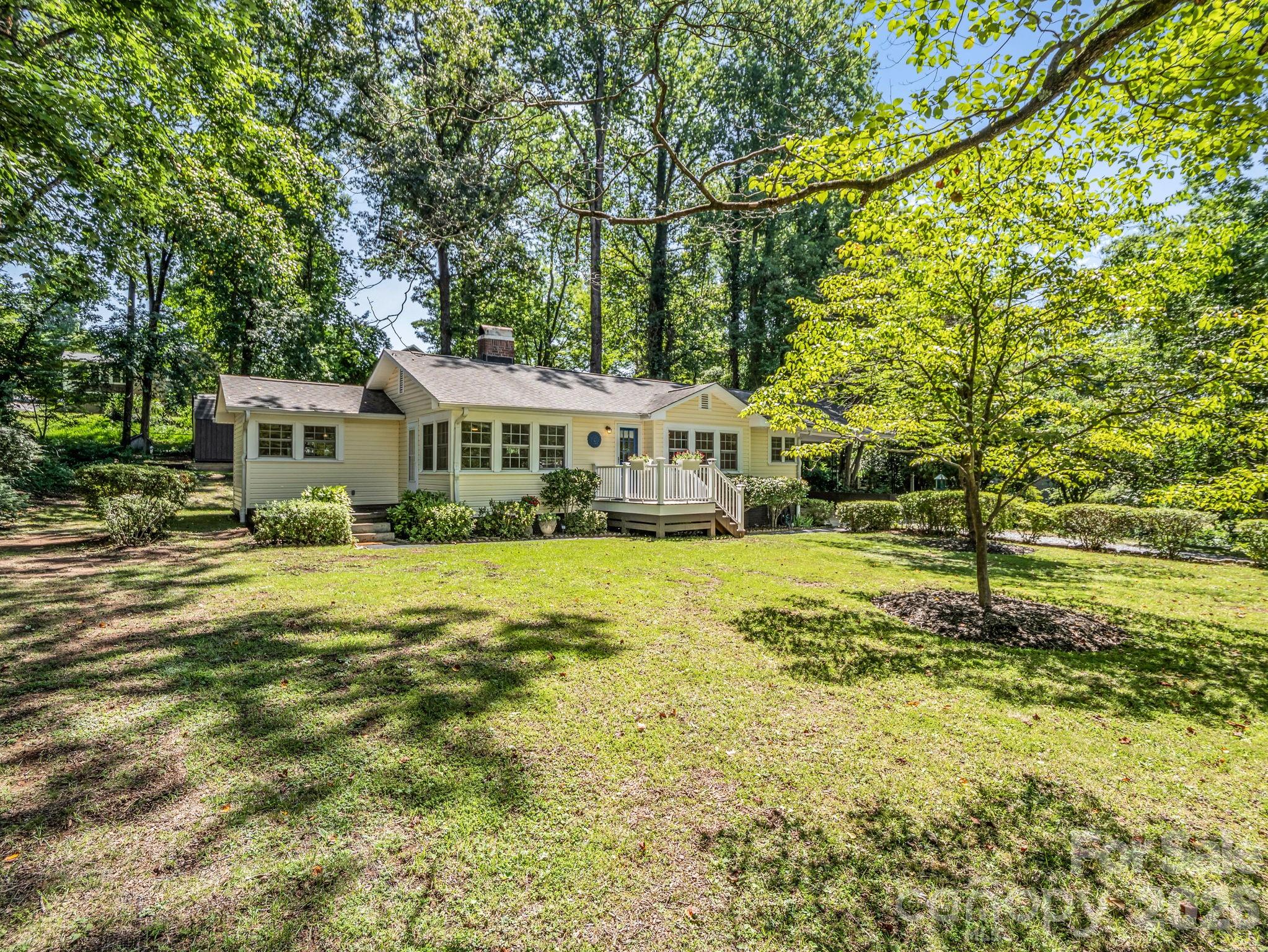 117 Whitney Avenue Property Photo 2