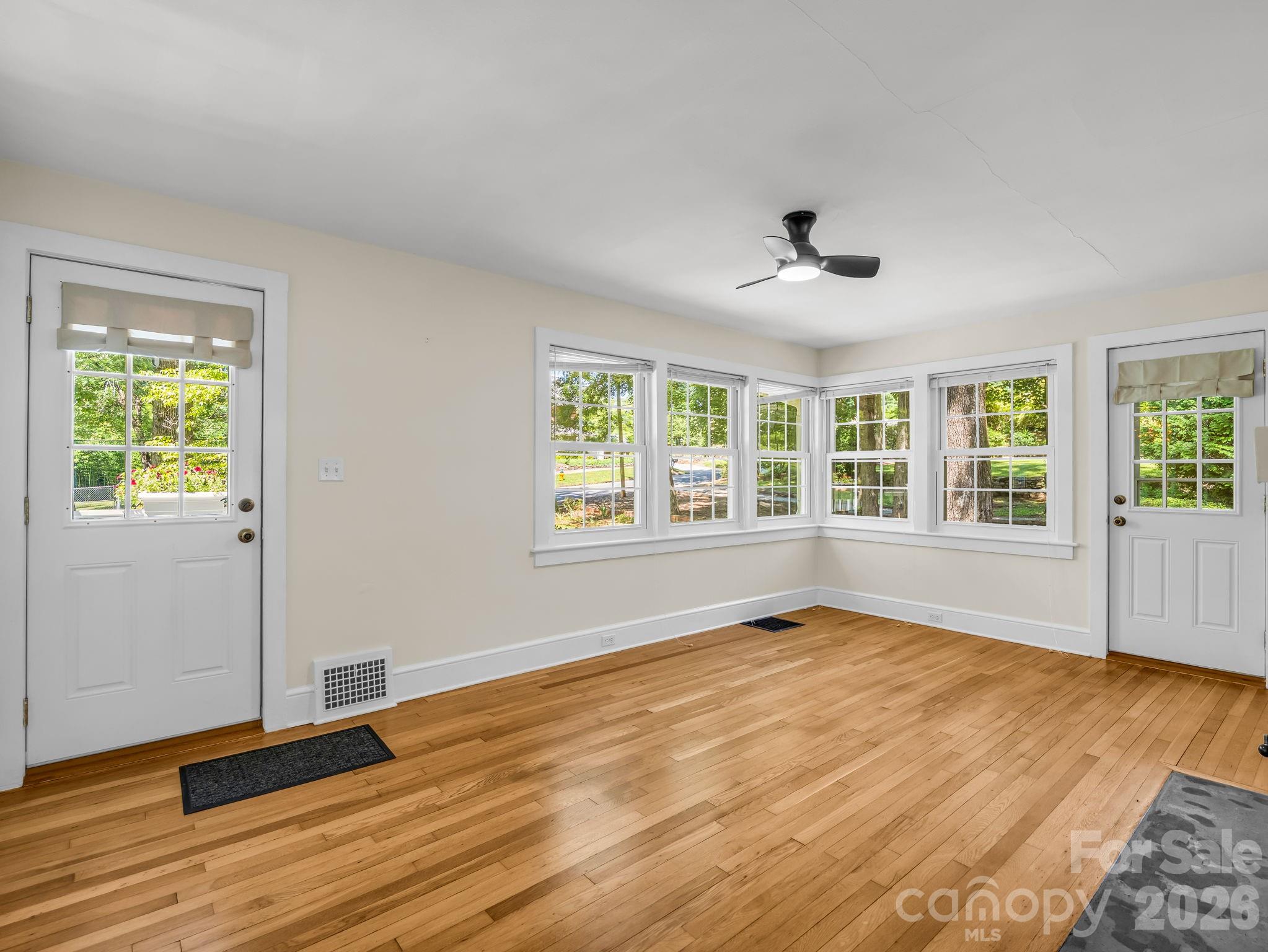 117 Whitney Avenue Property Photo 10