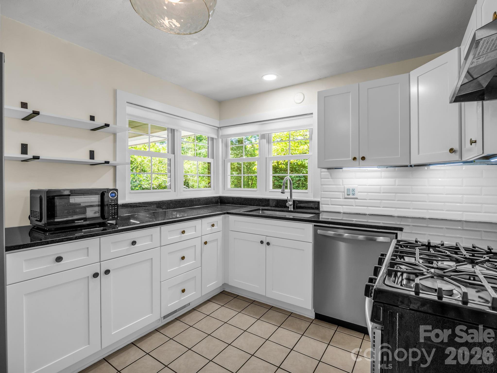 117 Whitney Avenue Property Photo 16