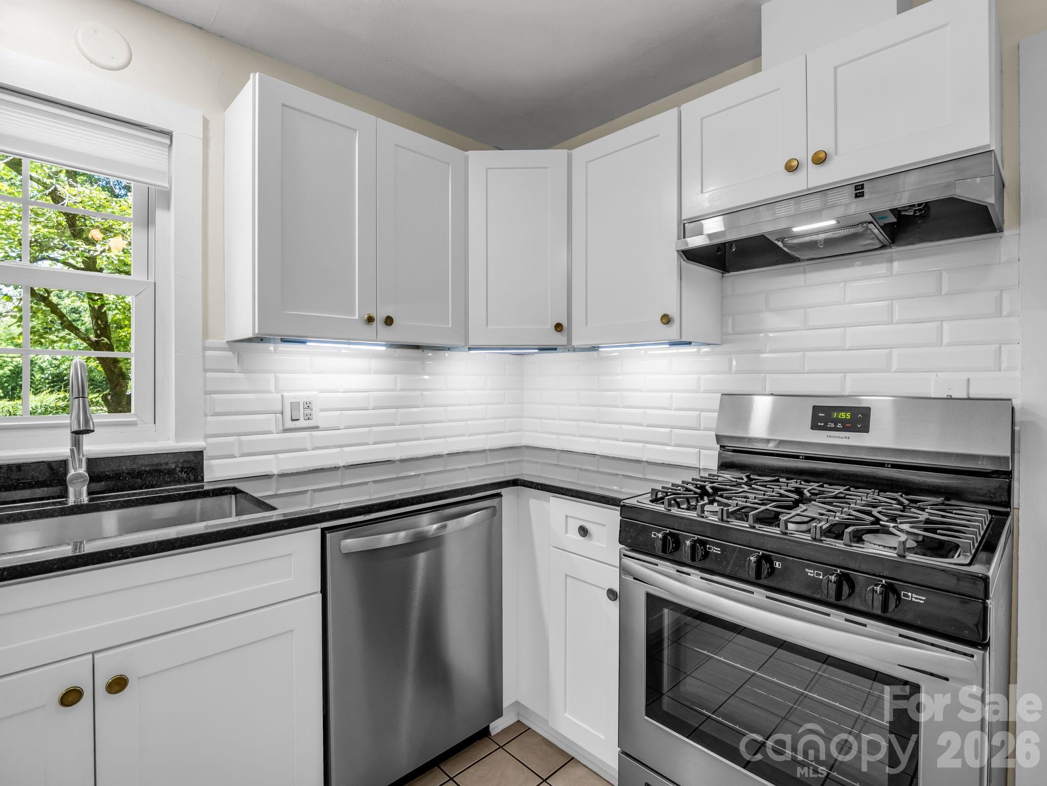 117 Whitney Avenue Property Photo 17