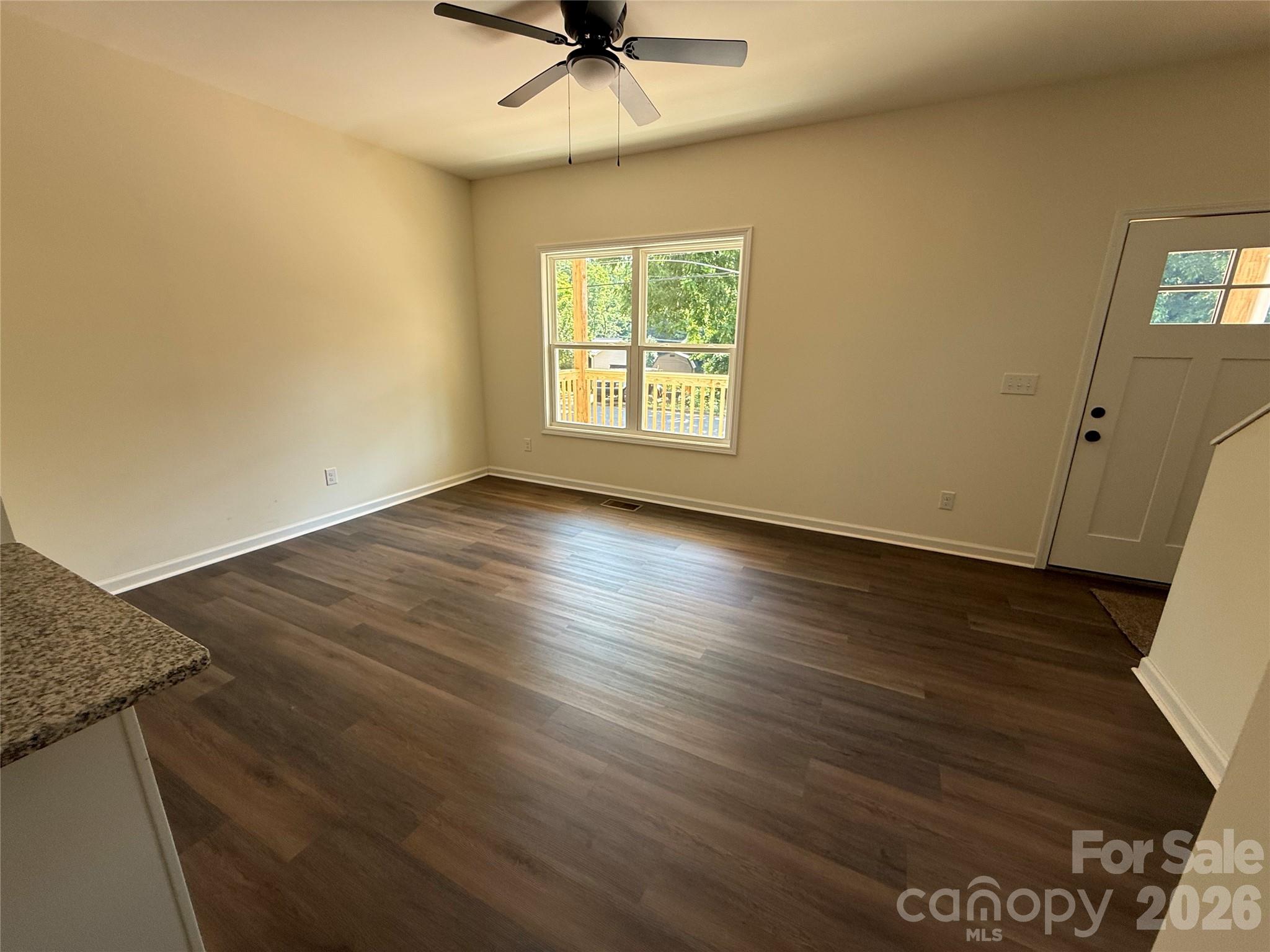 227 S Caldwell Avenue Property Photo 11