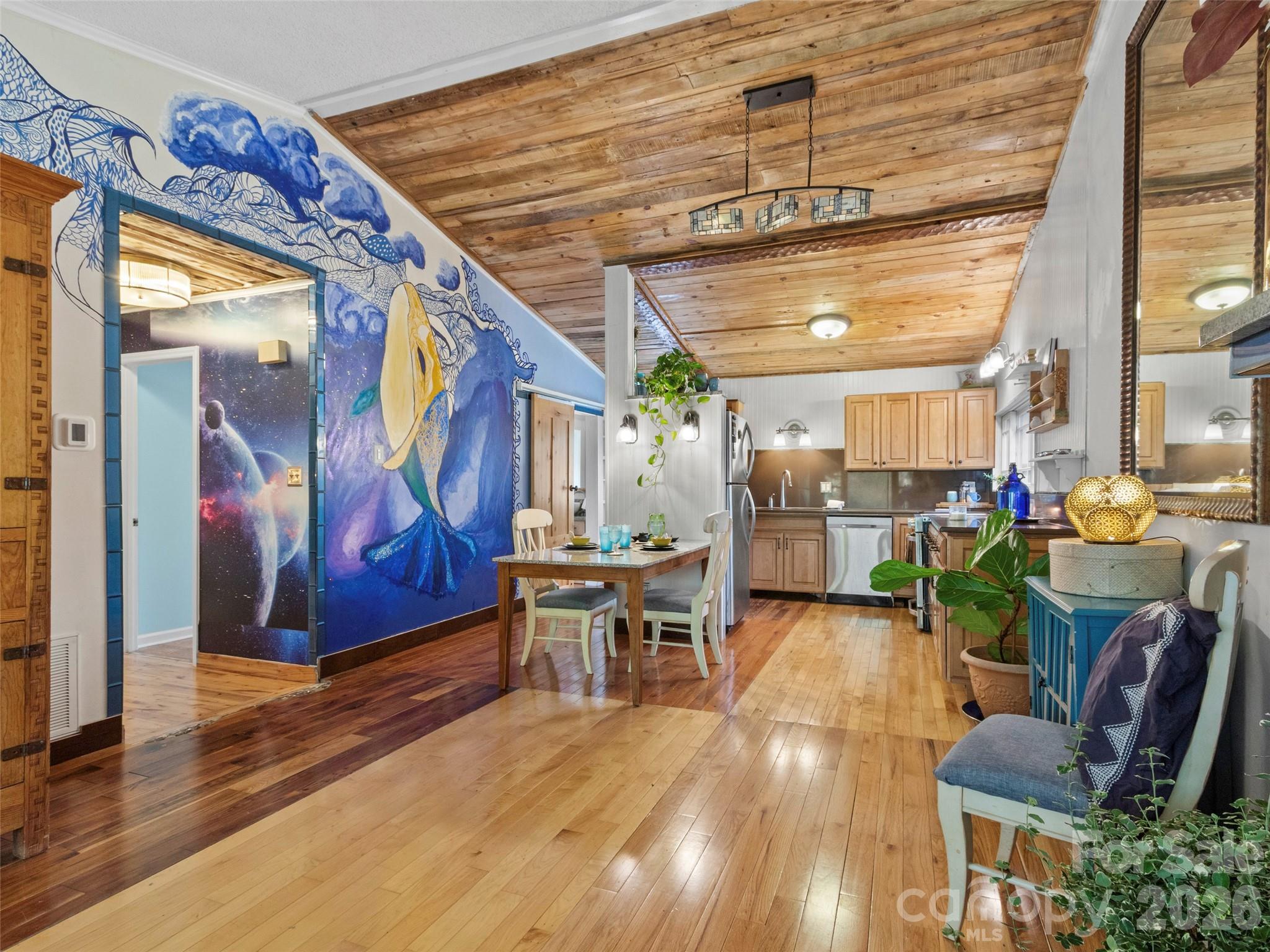 127 Riverview Drive 8 & 8b Property Photo 1