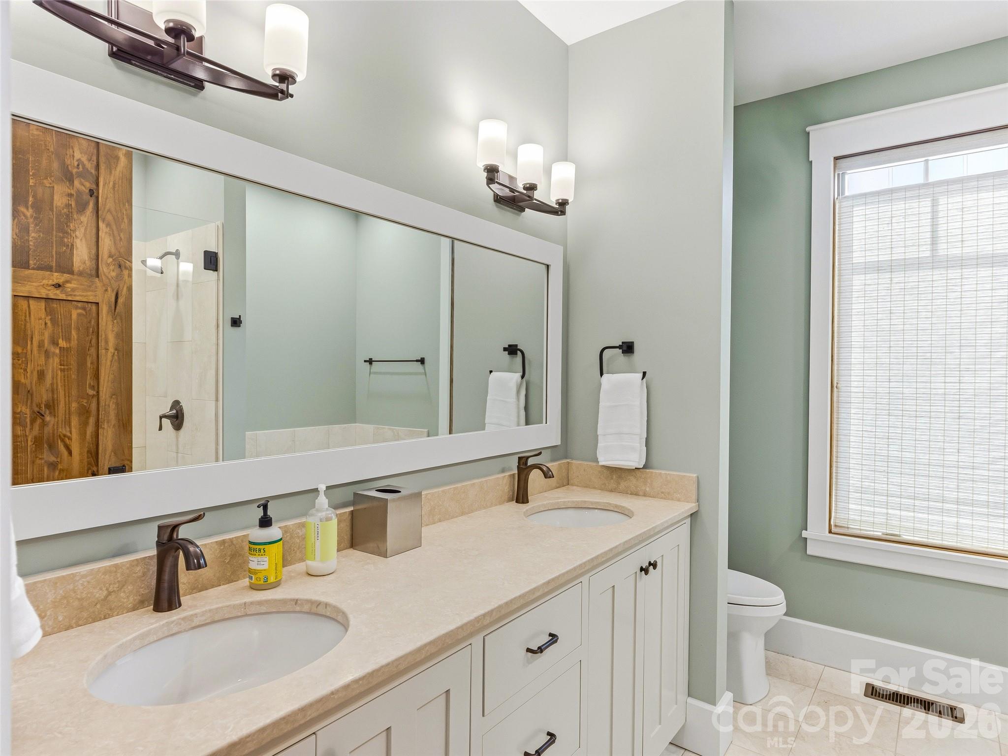 266 Stratford Road Property Photo 24