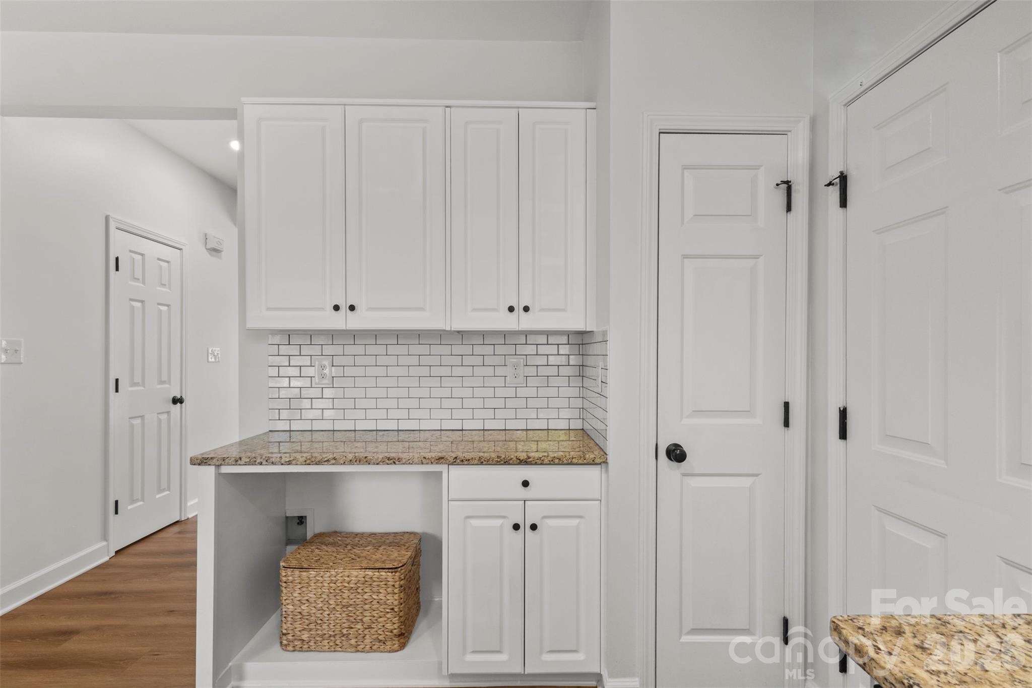 4717 Granite Court Property Photo 14
