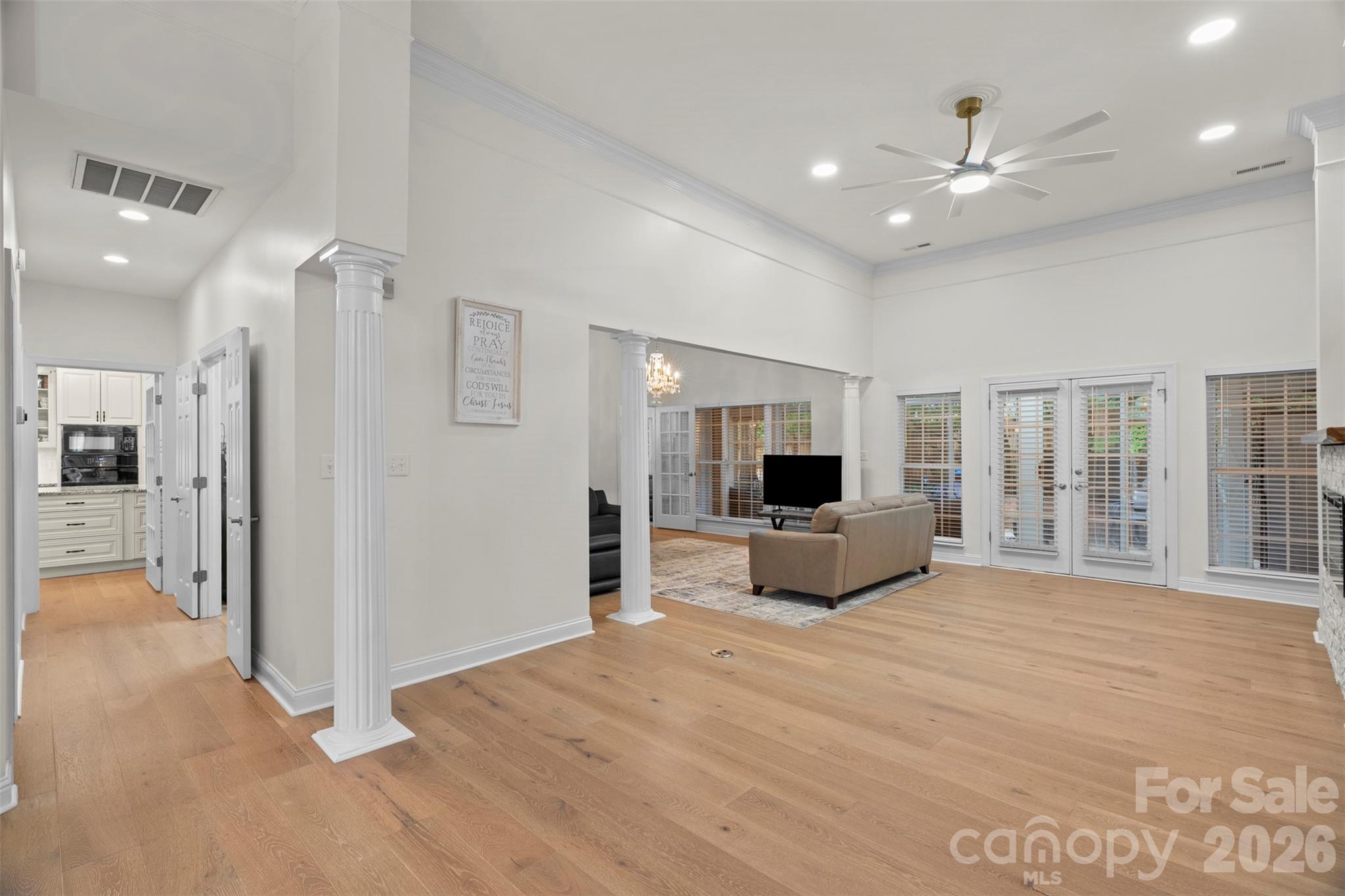 3003 Rochester Court Property Photo 10