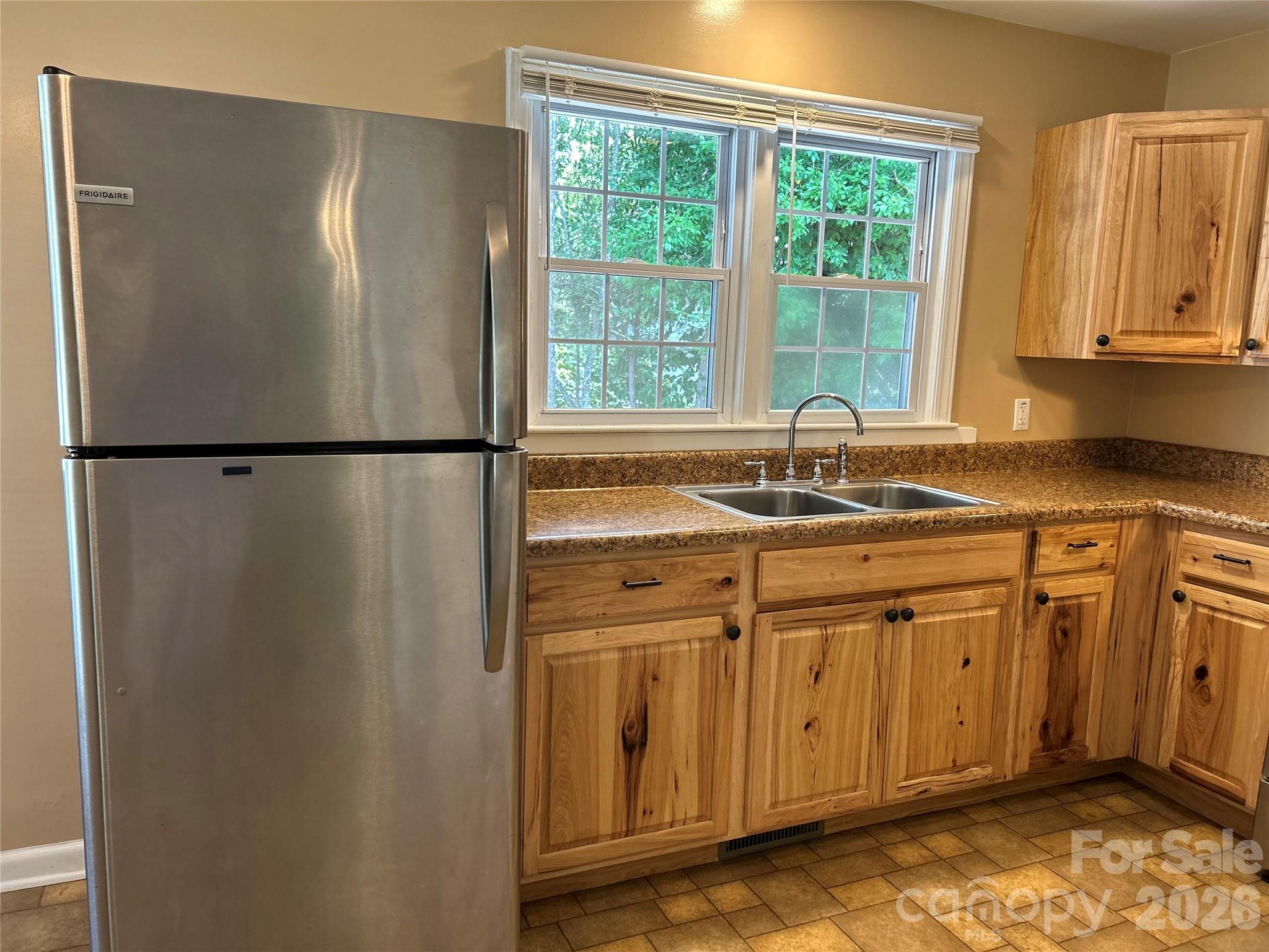 11 Mountain Road Property Photo 9