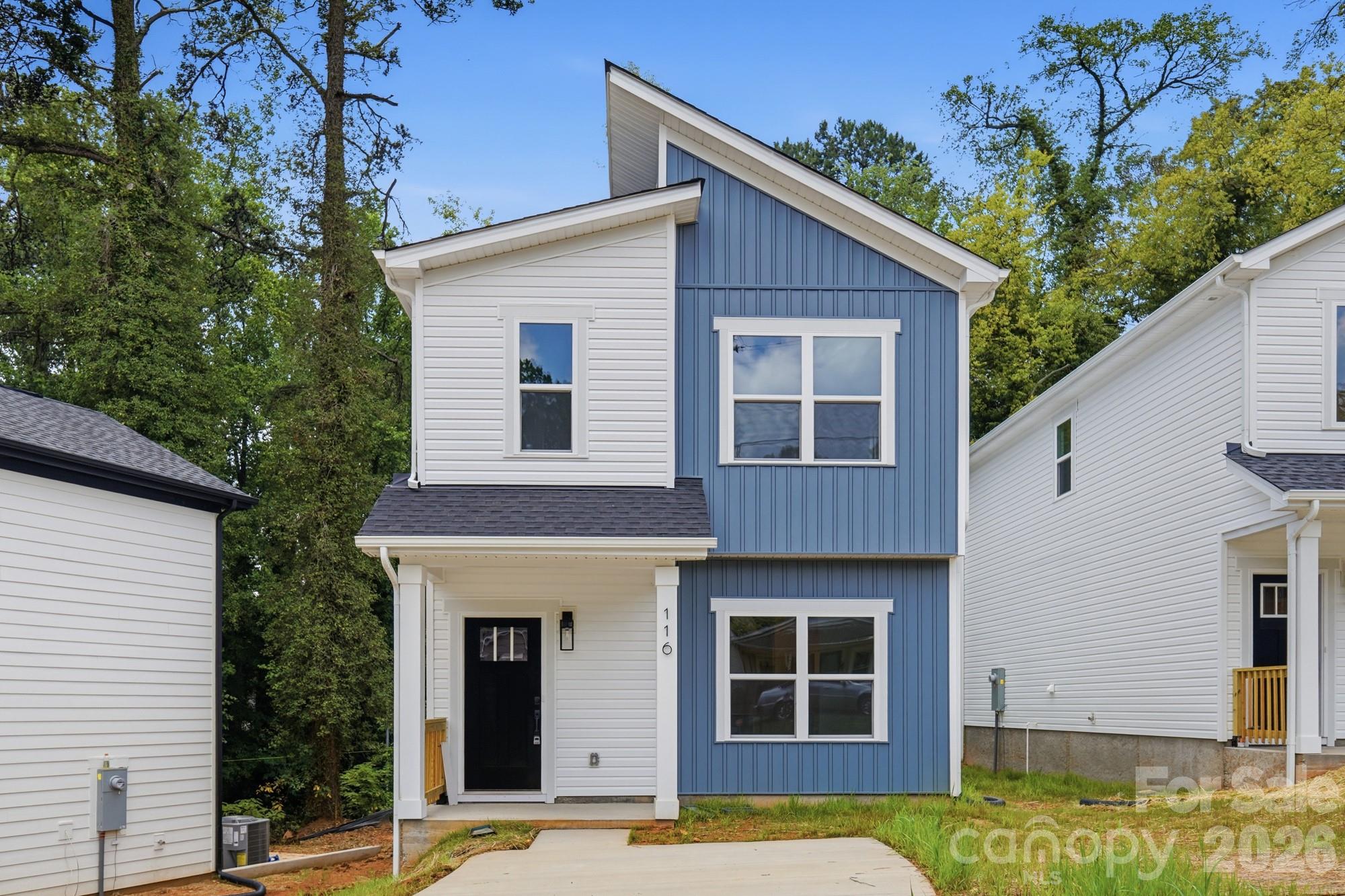 116 7th Avenue Property Photo 1