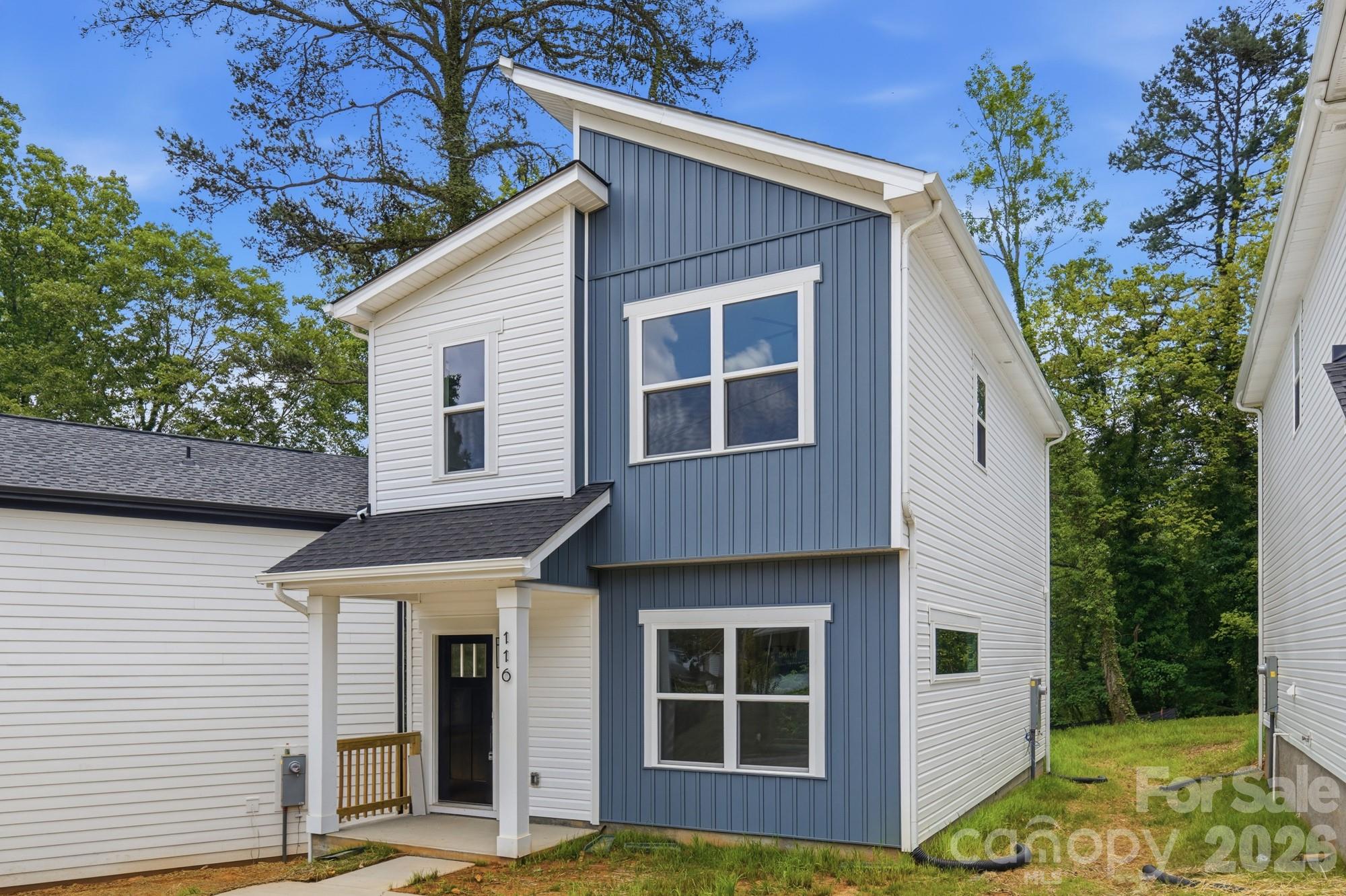 116 7th Avenue Property Photo 3