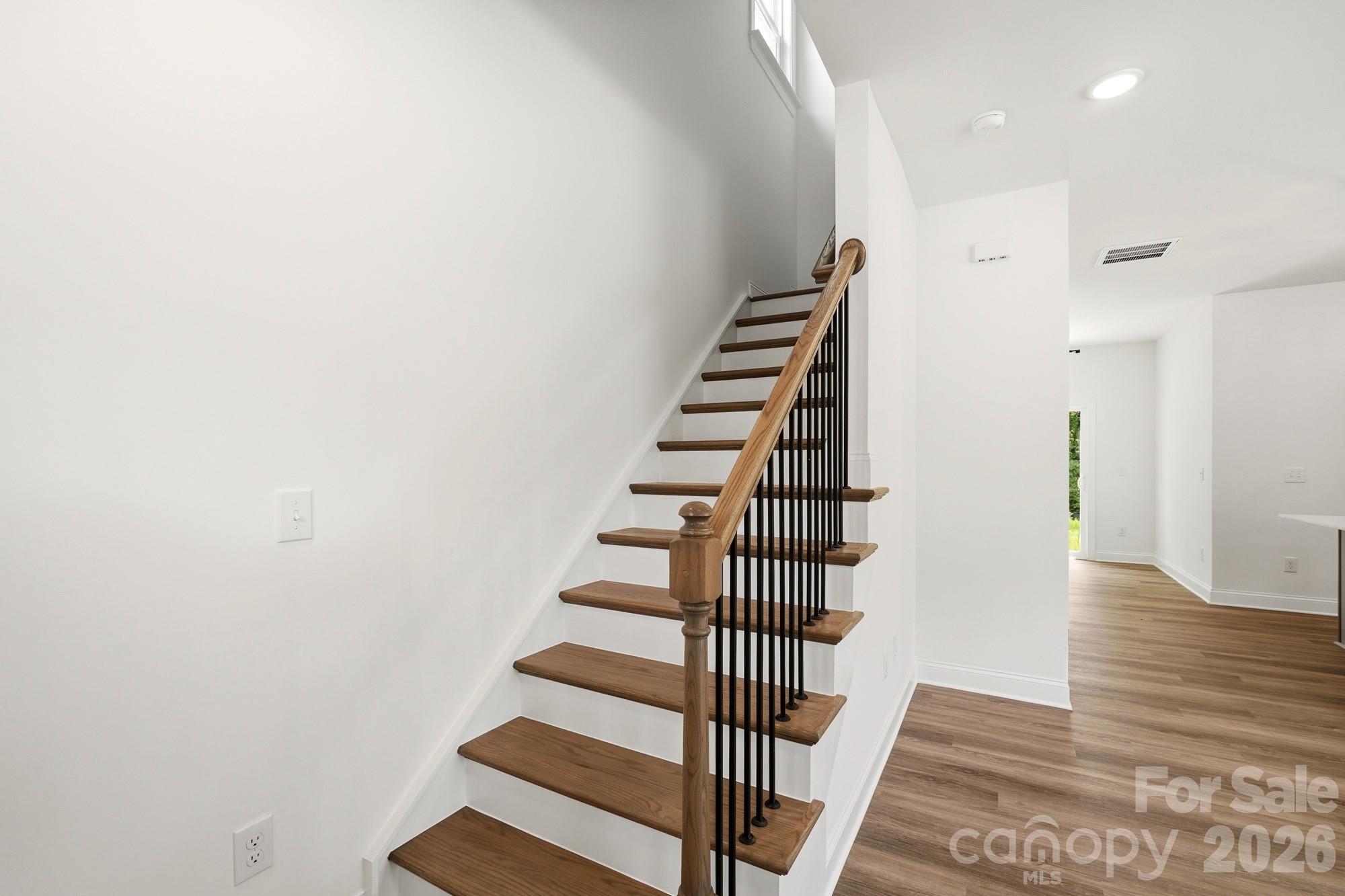 116 7th Avenue Property Photo 5
