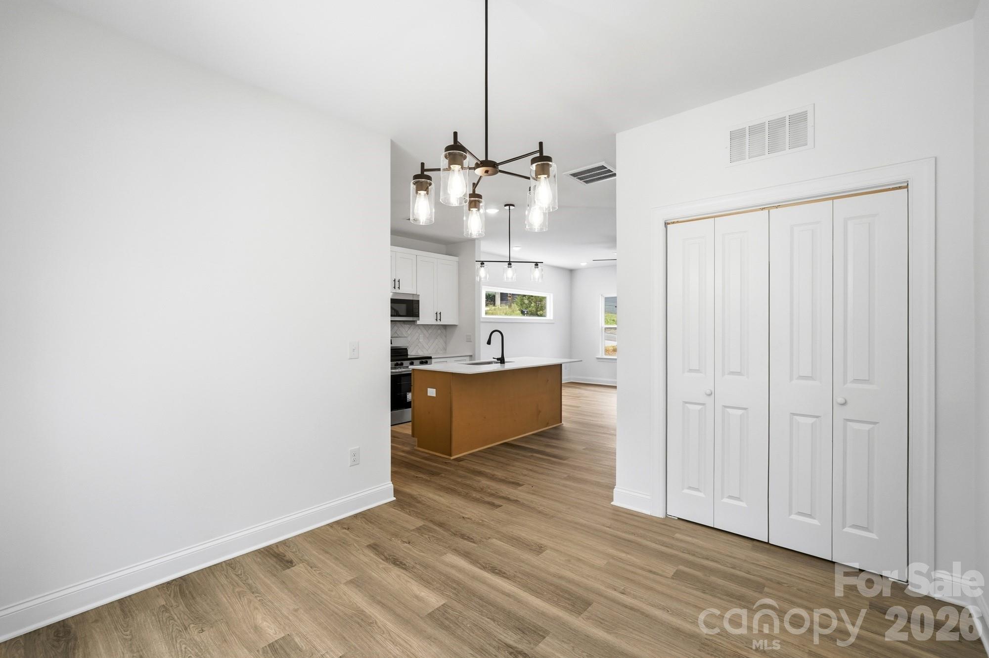 116 7th Avenue Property Photo 14
