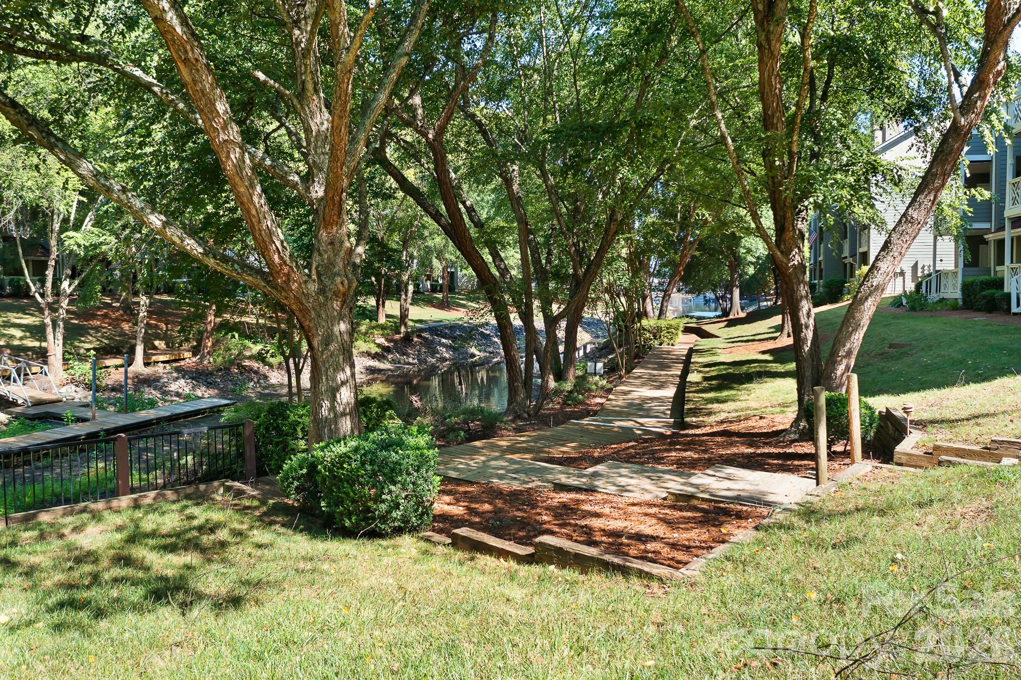19843 Henderson Road K Property Photo 29