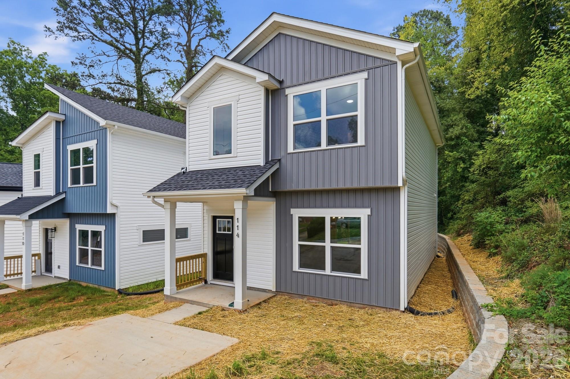 114 7th Avenue Property Photo 2