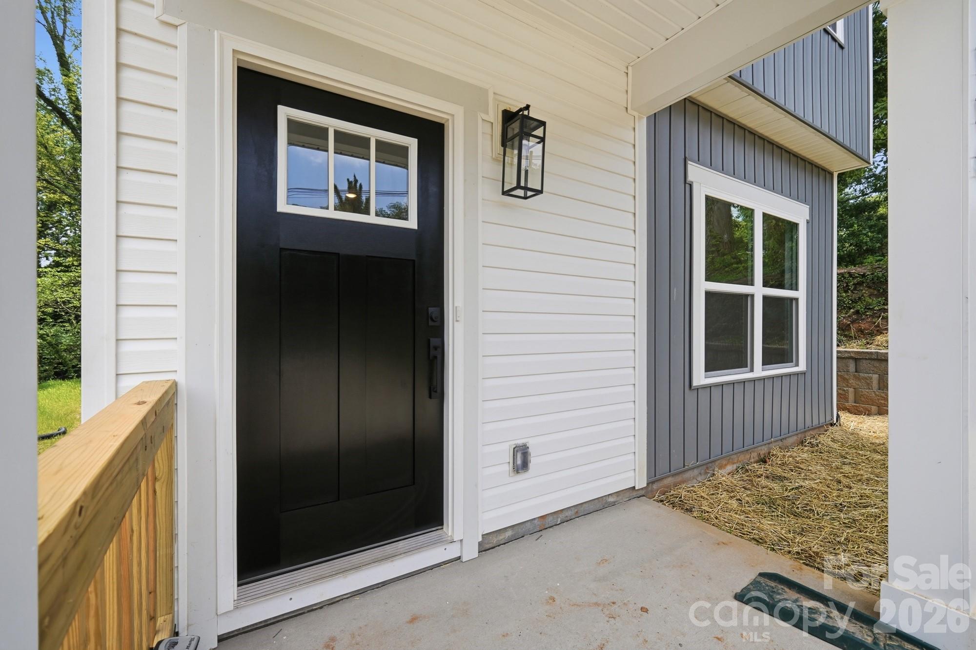 114 7th Avenue Property Photo 4