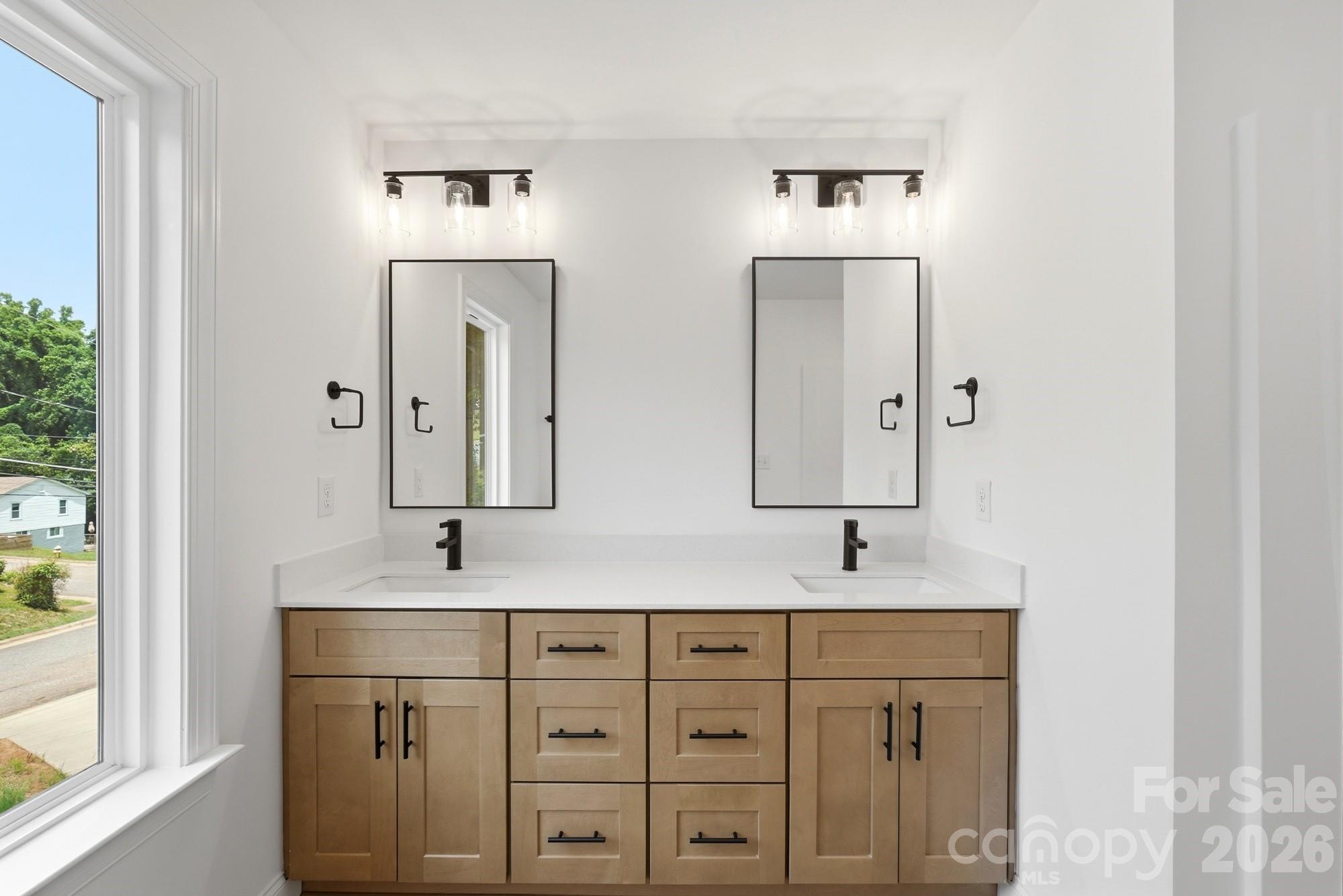 114 7th Avenue Property Photo 27