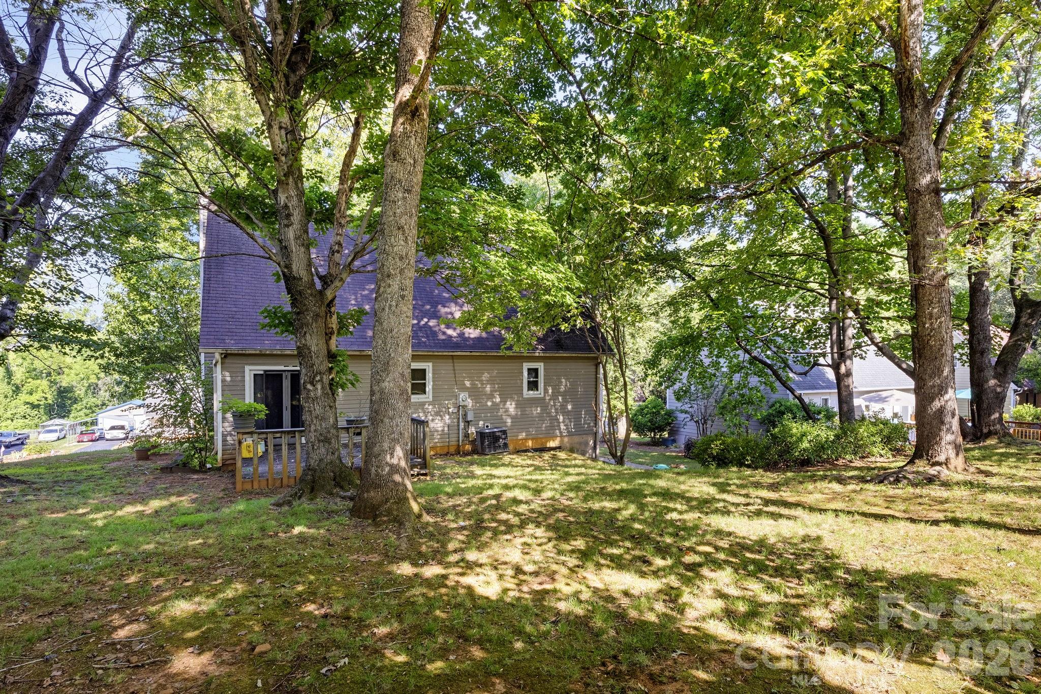 5041 Hutchins Street Property Photo 10