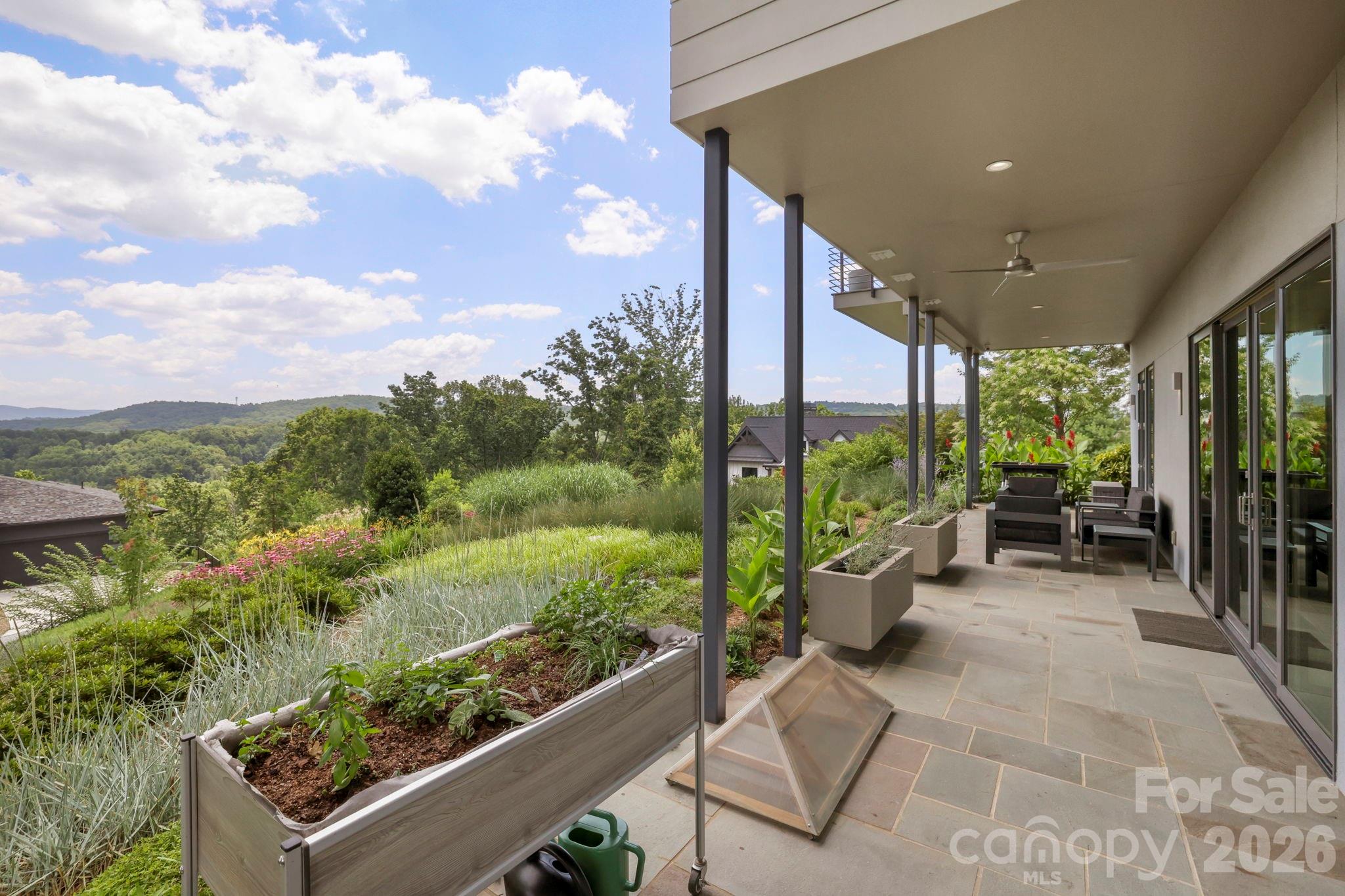 232 Curtain Bluff Property Photo 3