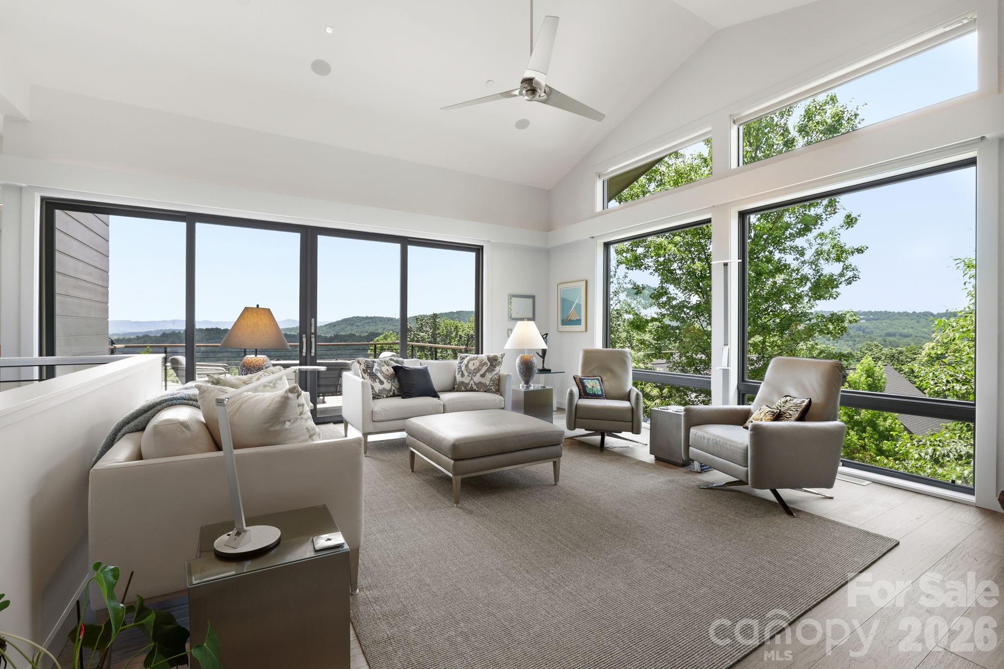 232 Curtain Bluff Property Photo 4