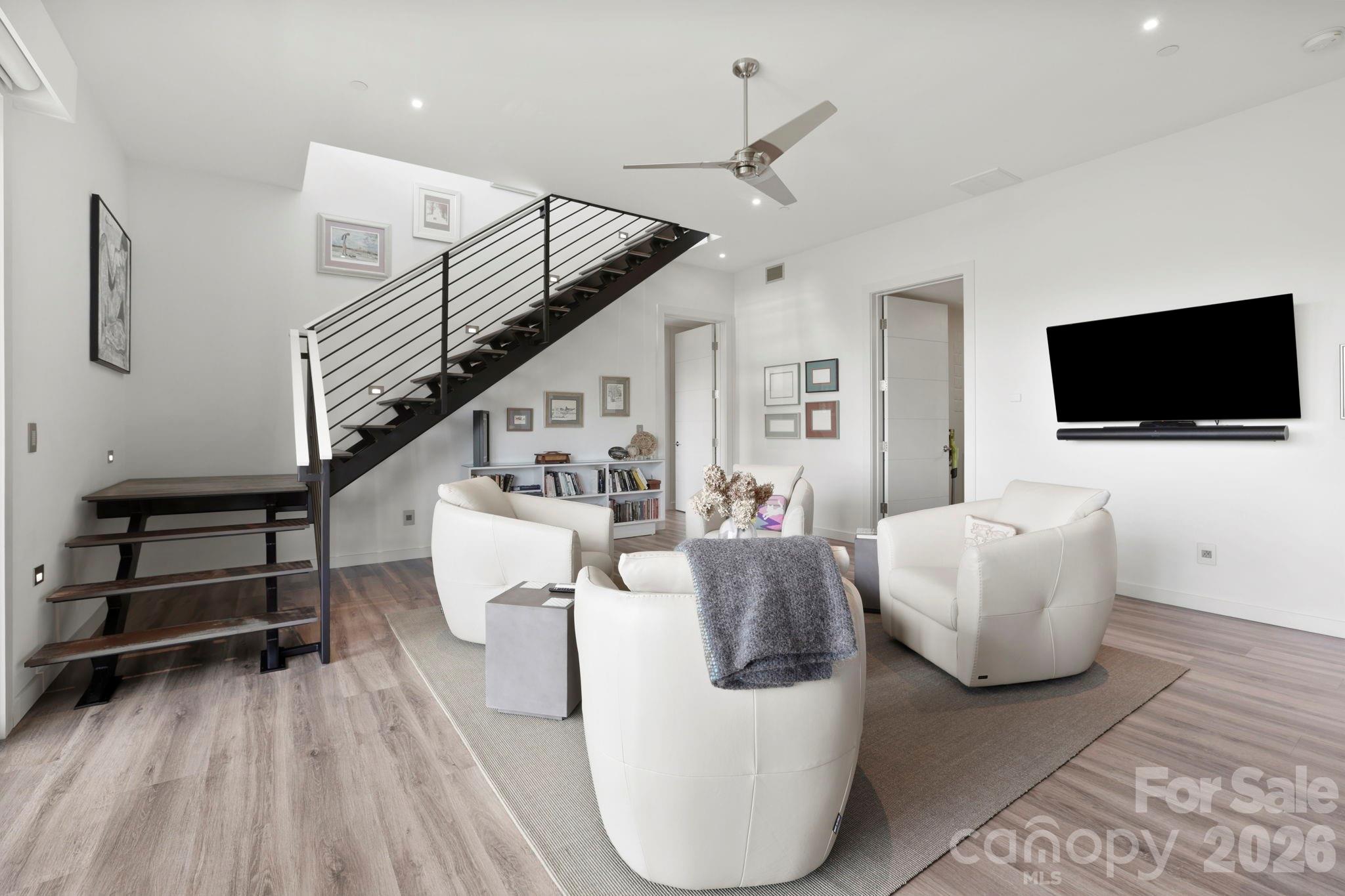 232 Curtain Bluff Property Photo 19