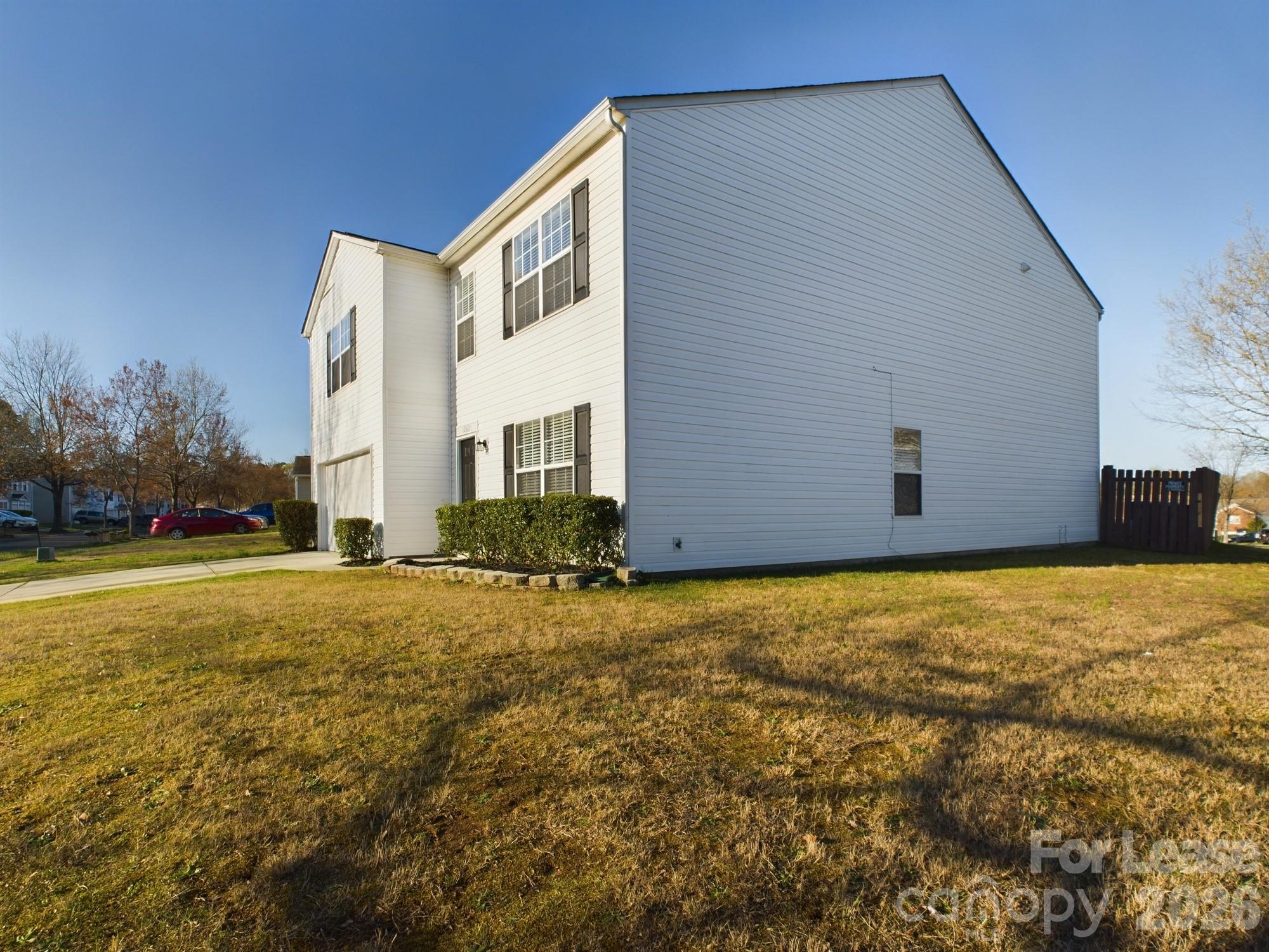 12621 Dervish Lane Property Photo 4