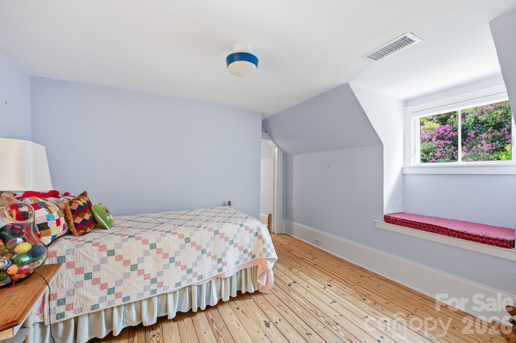 519 South Street Property Photo 31