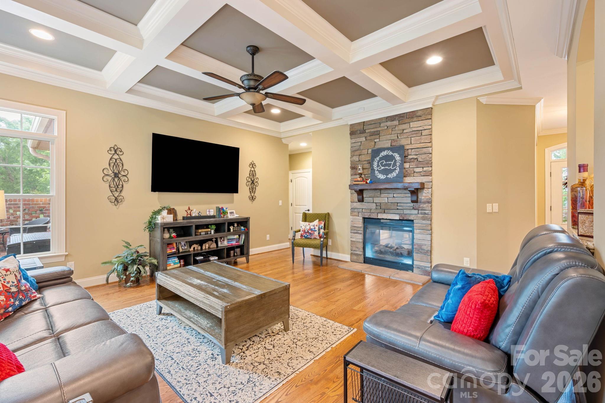 708 Cedar Hill Drive Property Photo 10