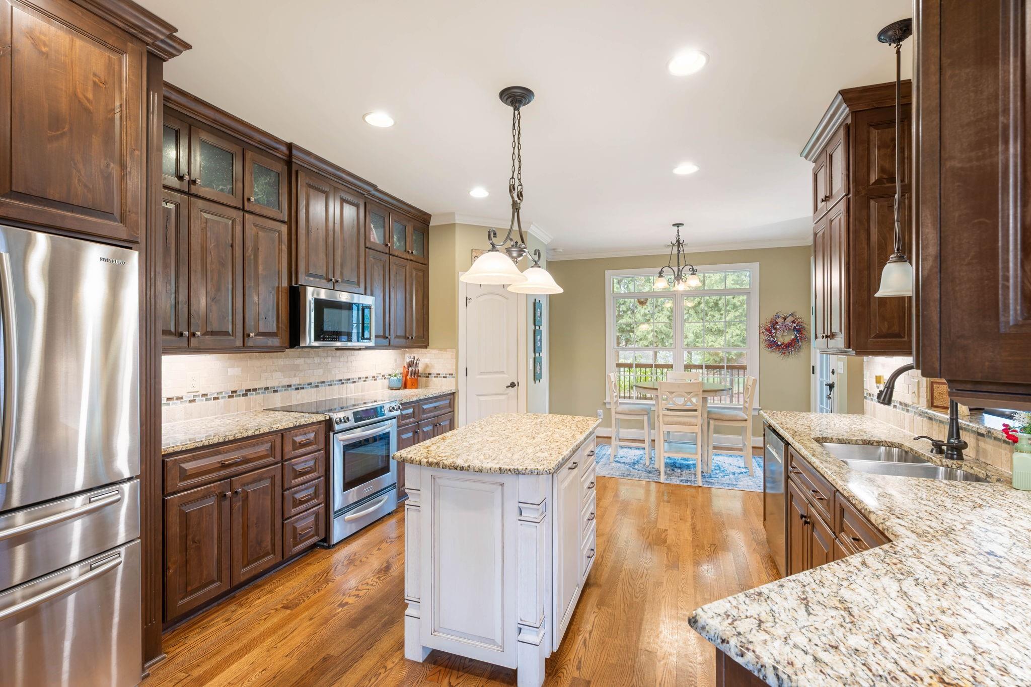 708 Cedar Hill Drive Property Photo 13