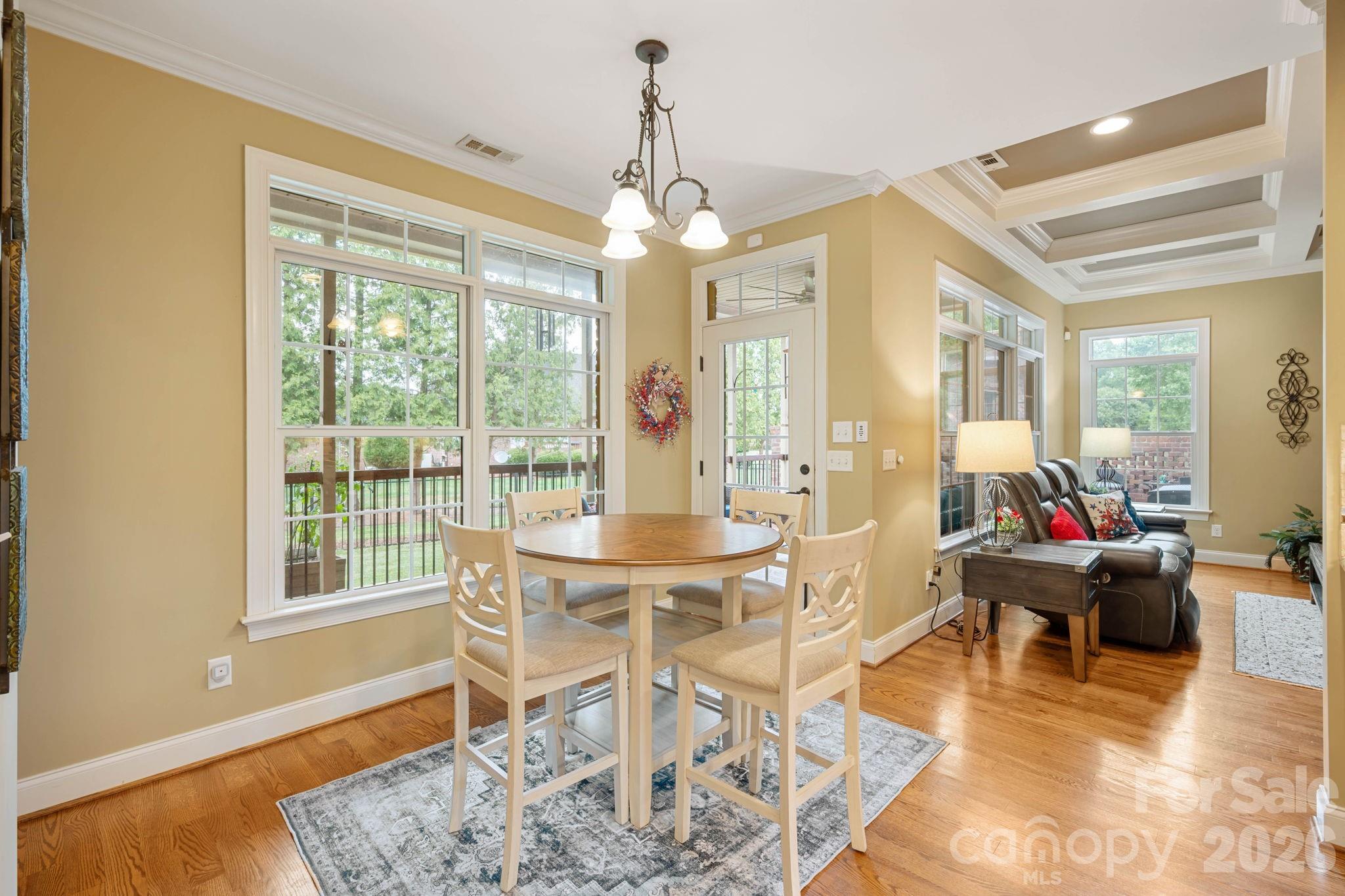 708 Cedar Hill Drive Property Photo 18
