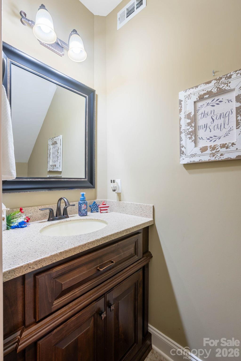 708 Cedar Hill Drive Property Photo 20