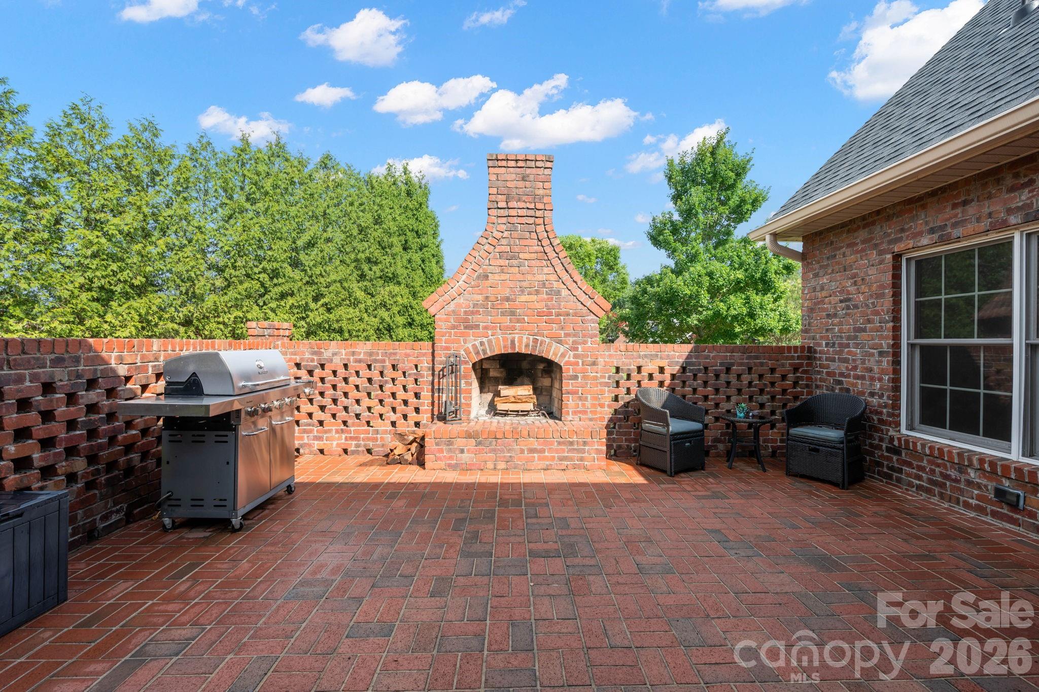 708 Cedar Hill Drive Property Photo 39
