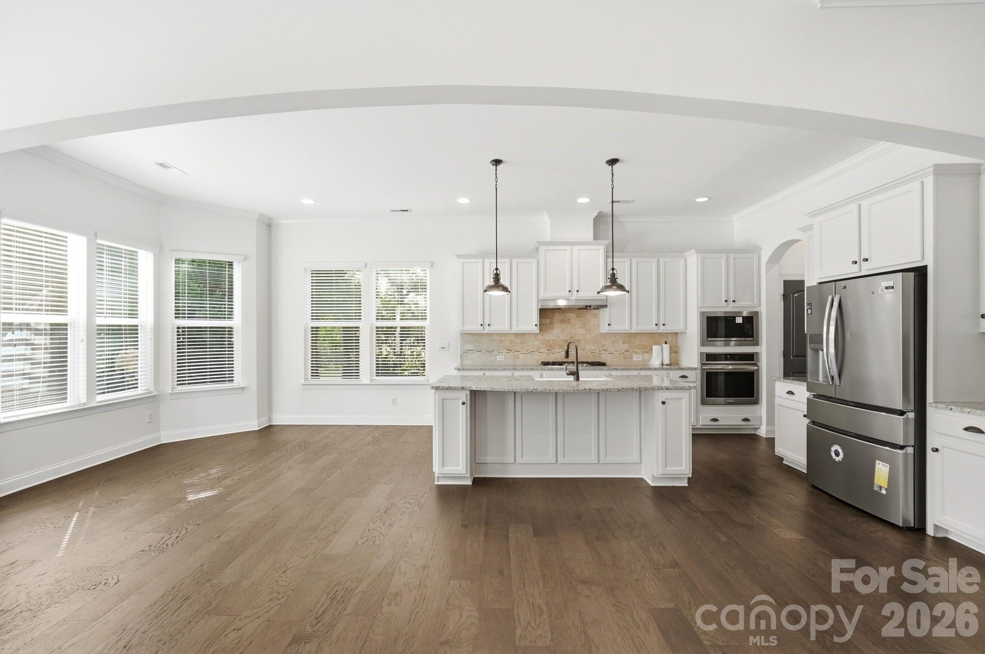 102 Chadderton Way Property Photo 6