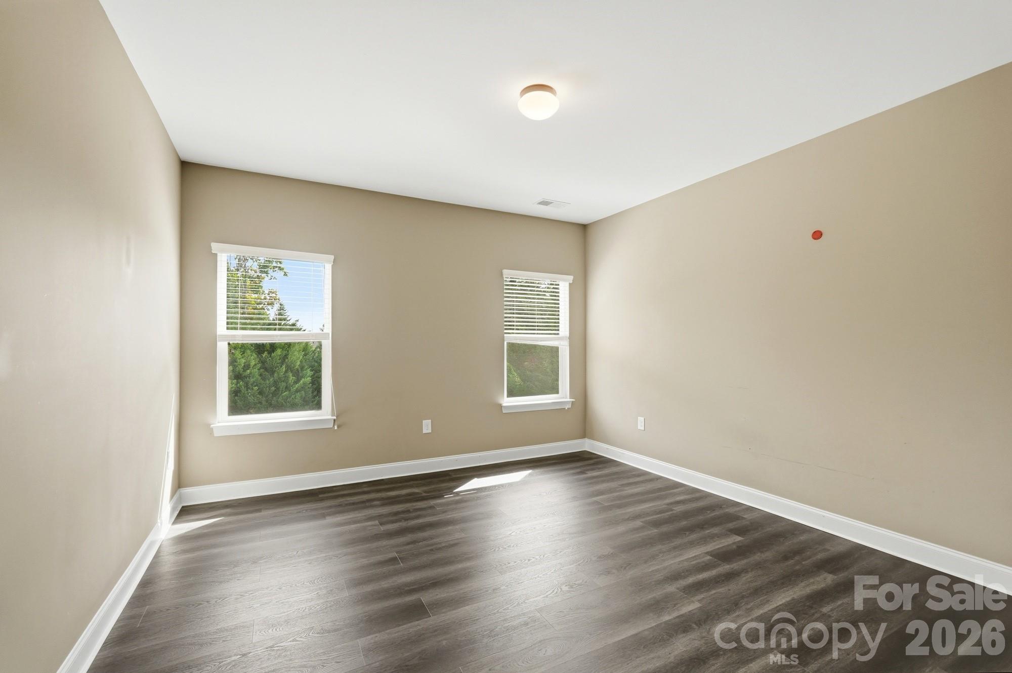 102 Chadderton Way Property Photo 37