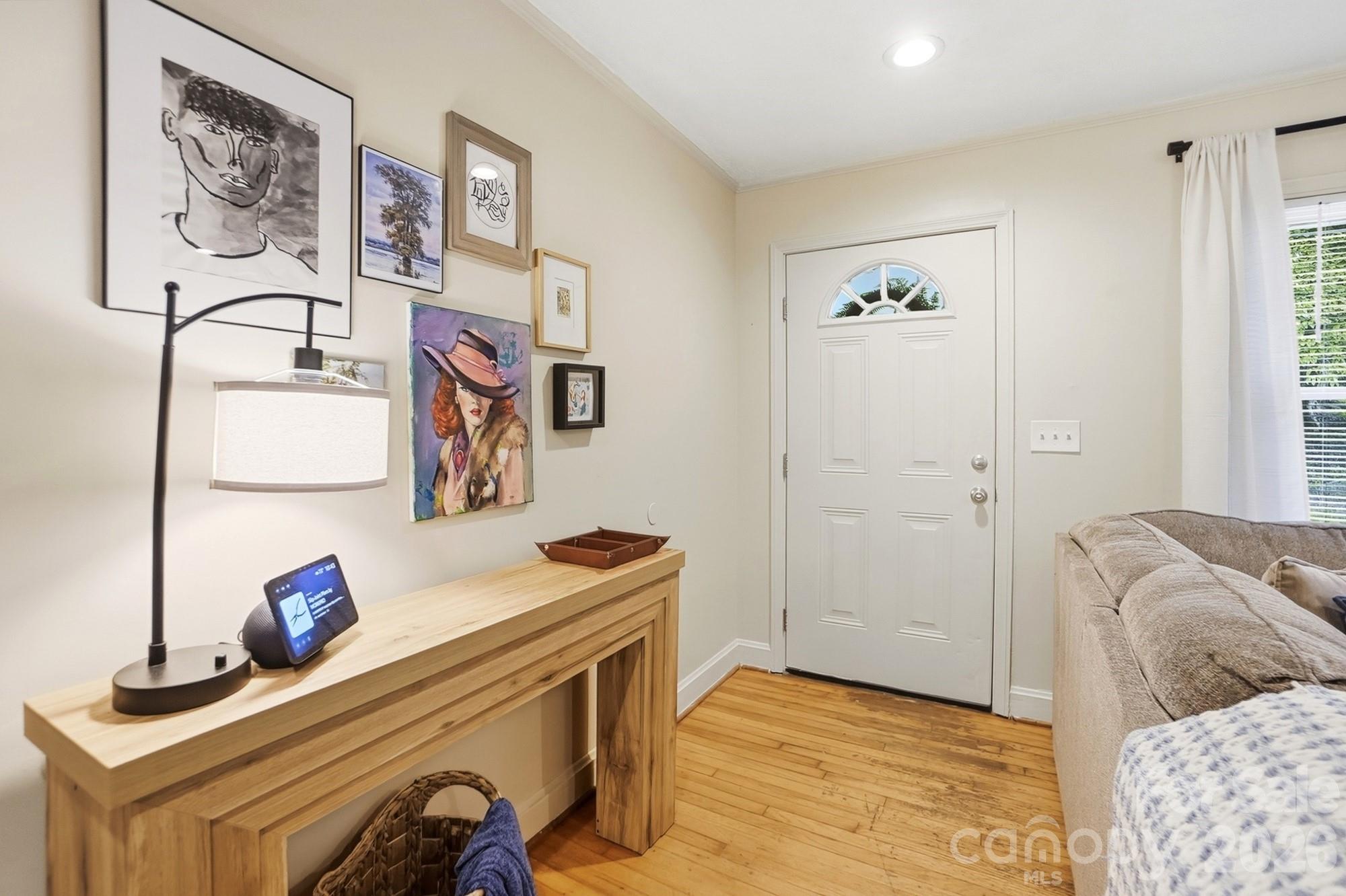 1021 Wedgewood Road Property Photo 5