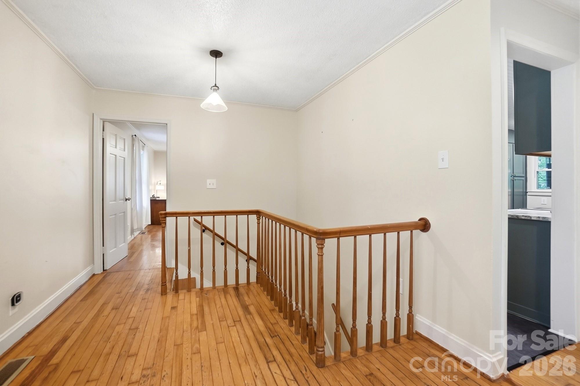 1021 Wedgewood Road Property Photo 26