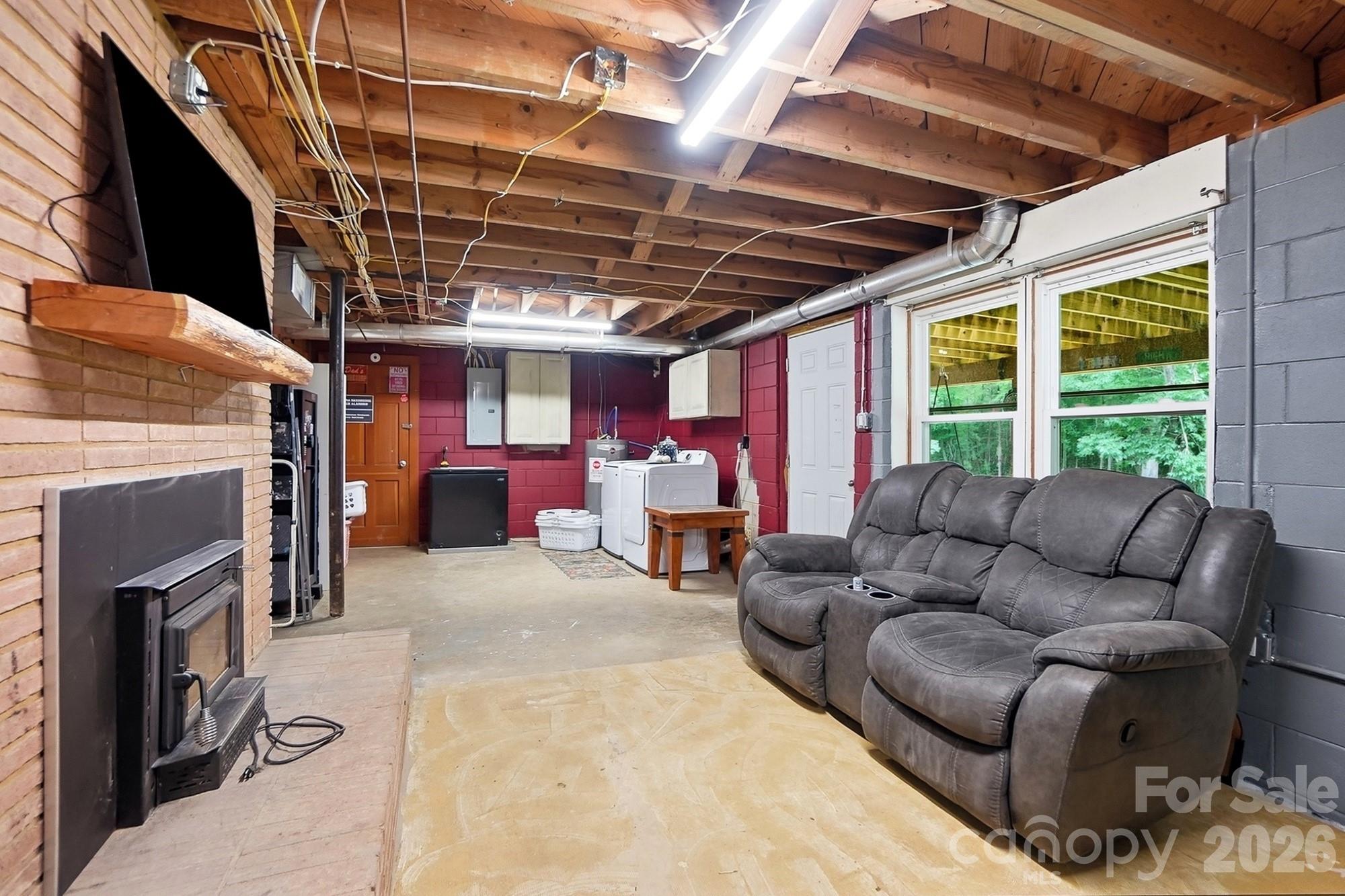 1021 Wedgewood Road Property Photo 28