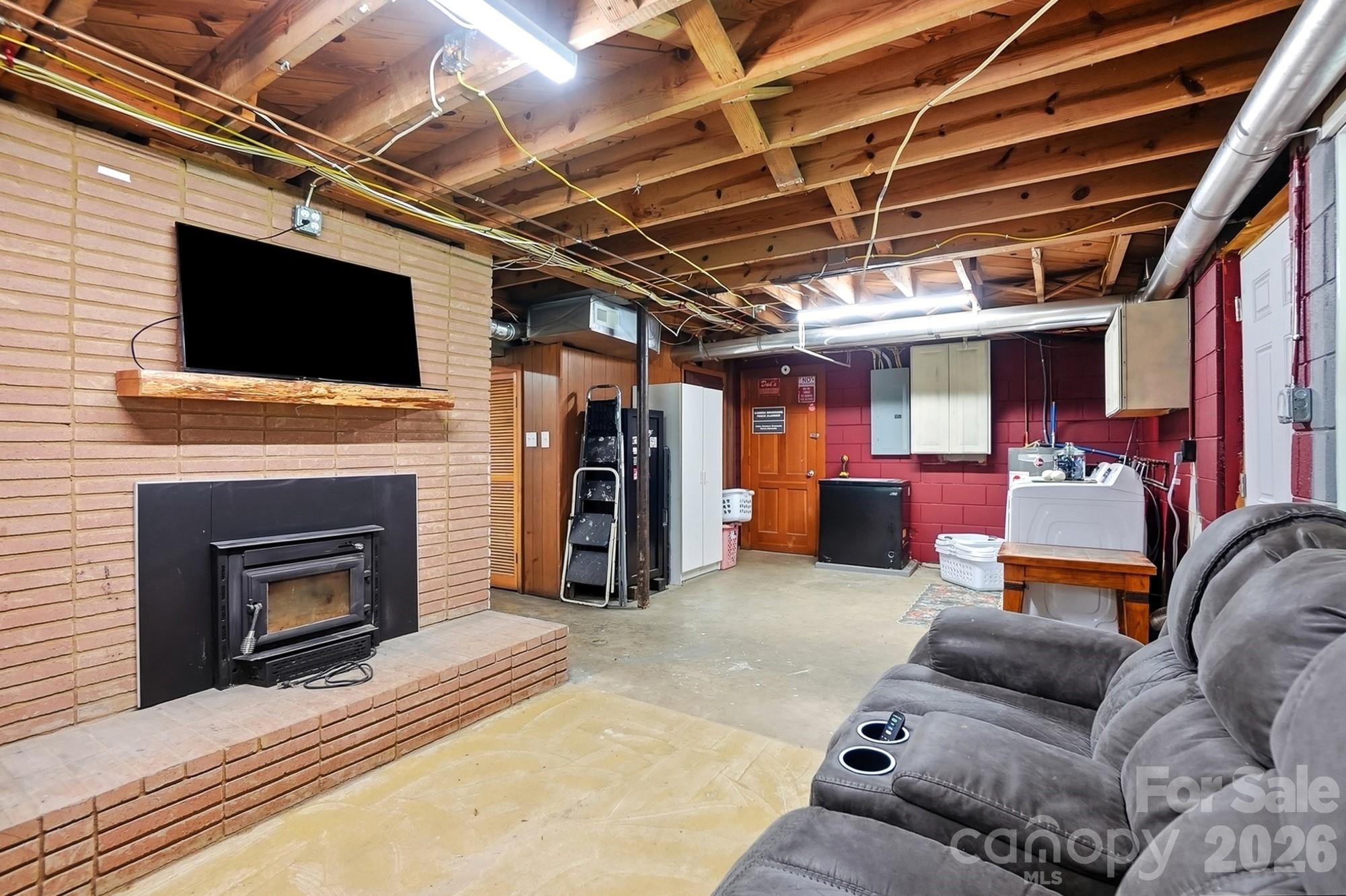 1021 Wedgewood Road Property Photo 29