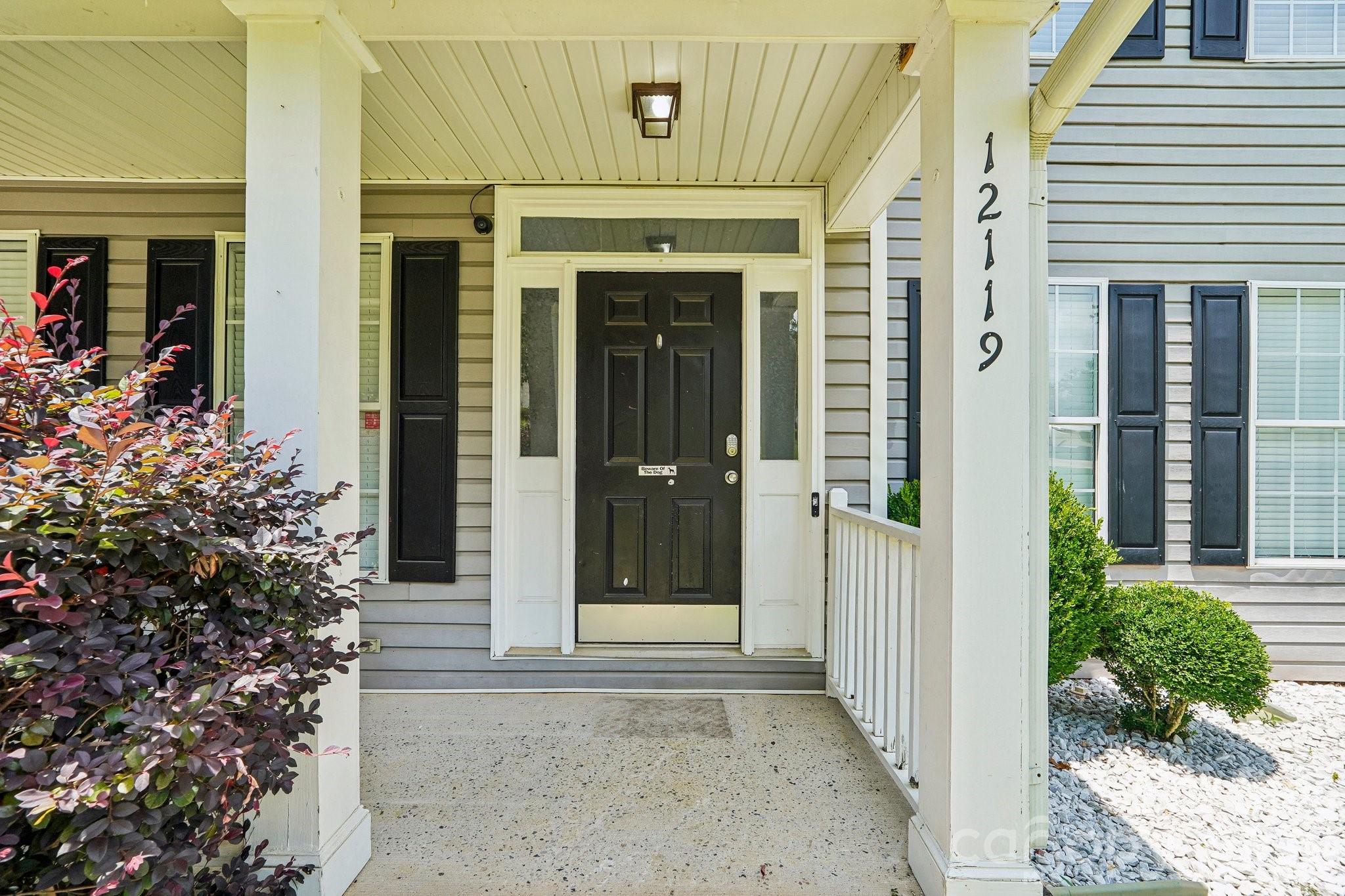 12119 Meadow Post Lane Property Photo 6