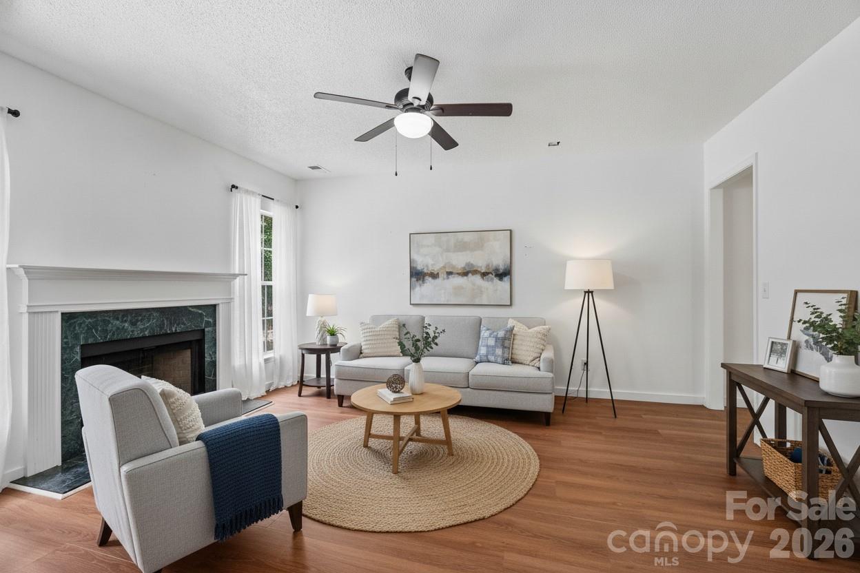 12119 Meadow Post Lane Property Photo 10