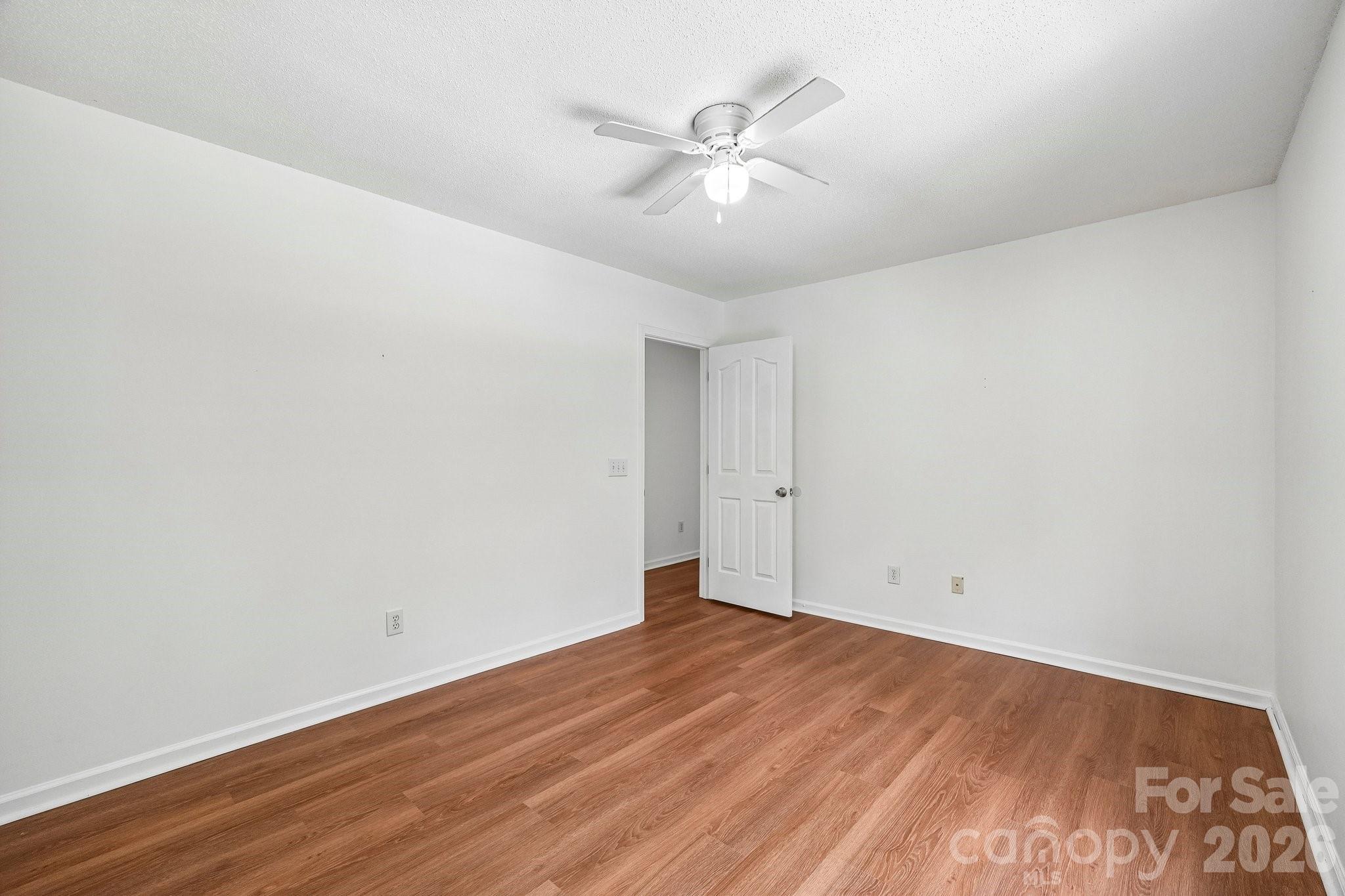 12119 Meadow Post Lane Property Photo 32