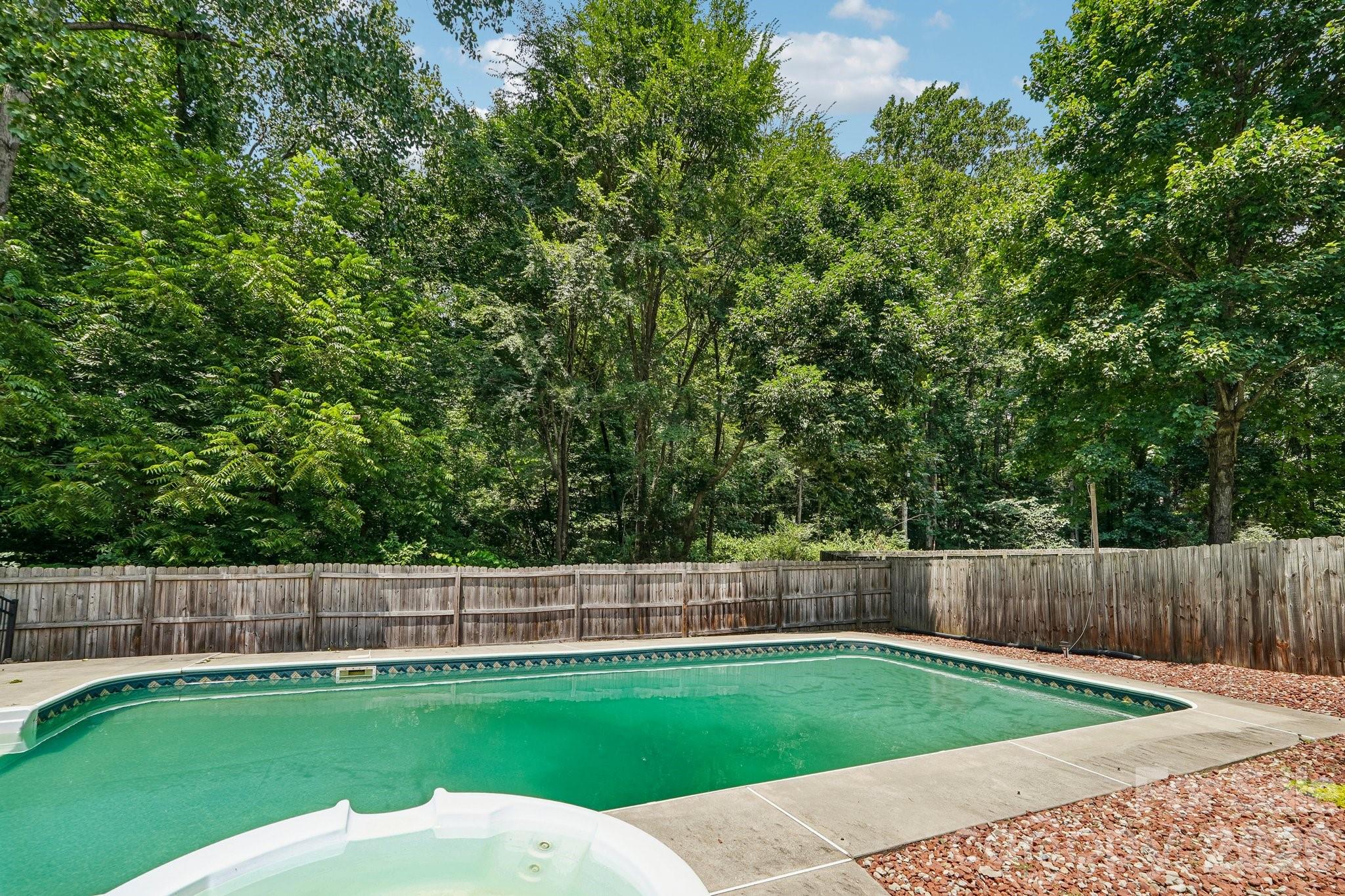 12119 Meadow Post Lane Property Photo 39