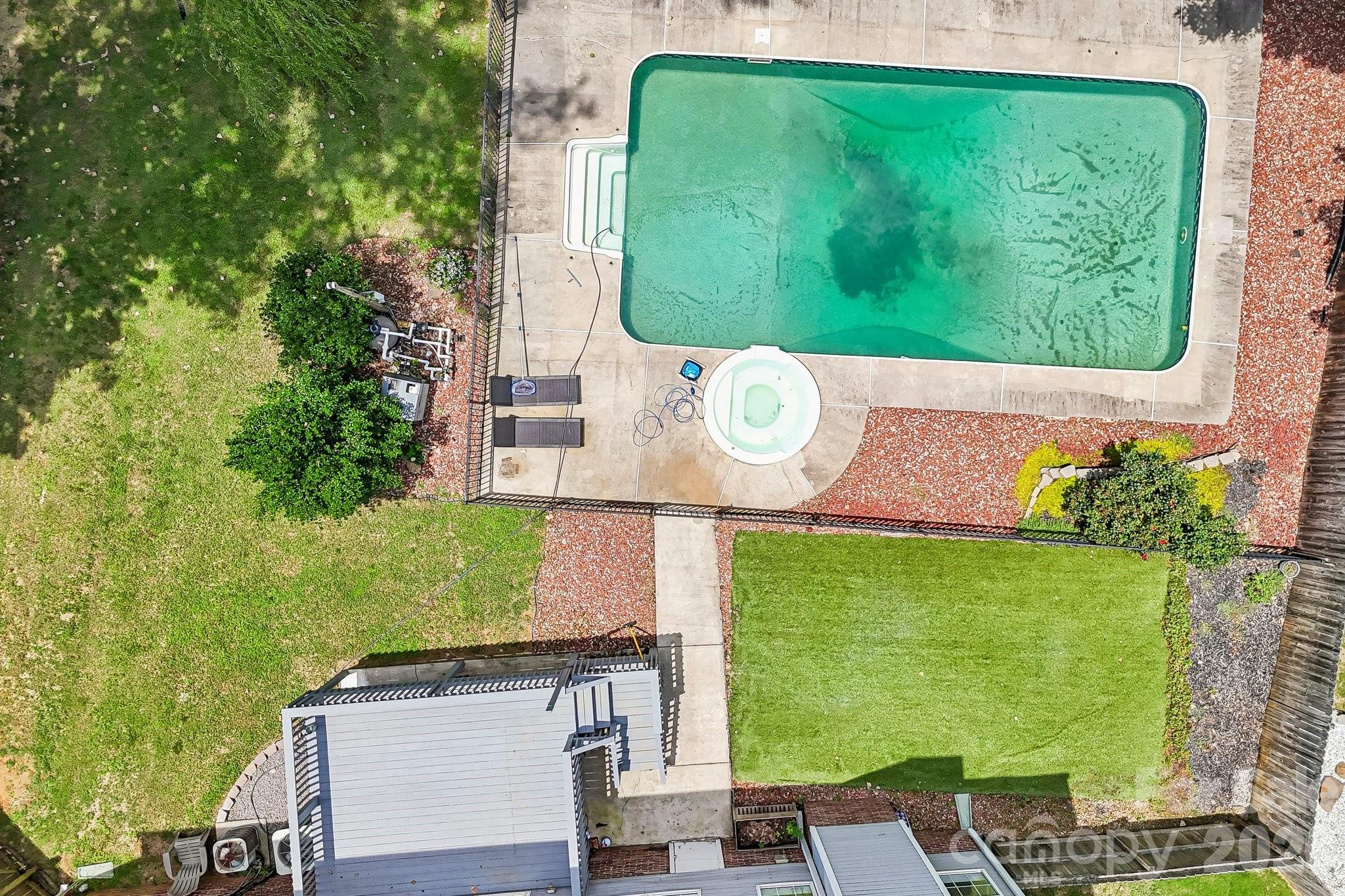 12119 Meadow Post Lane Property Photo 43