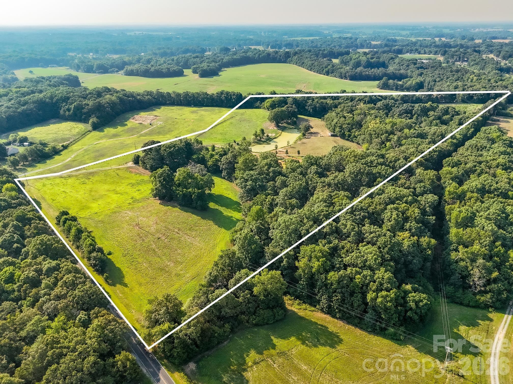 3904 Lucy Shortcut Road Property Photo 2