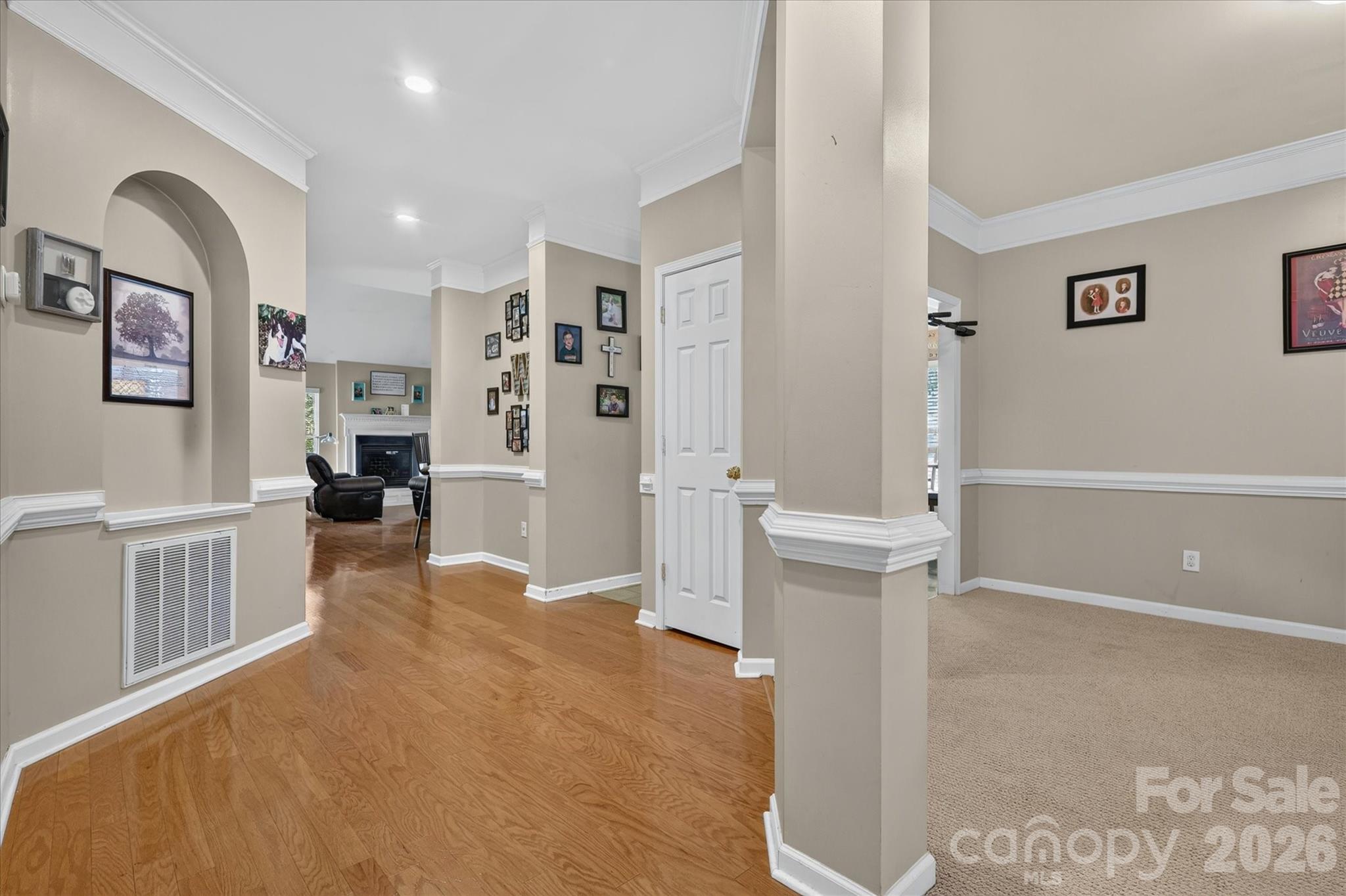 570 Surry Trace Circle Property Photo 7